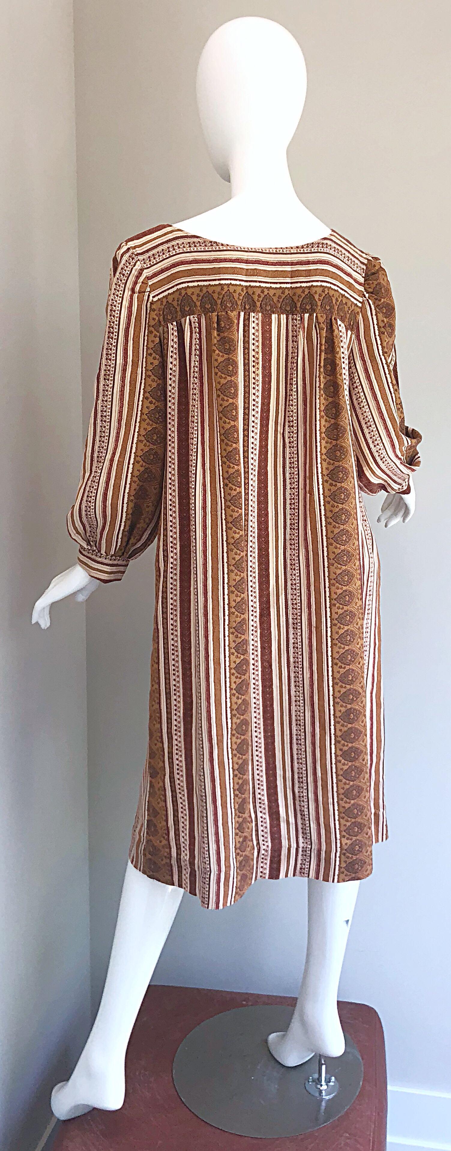 1970s Boho Chic Brown and Ivory Soft Cotton Paisley Print Vintage 70s Dress 3
