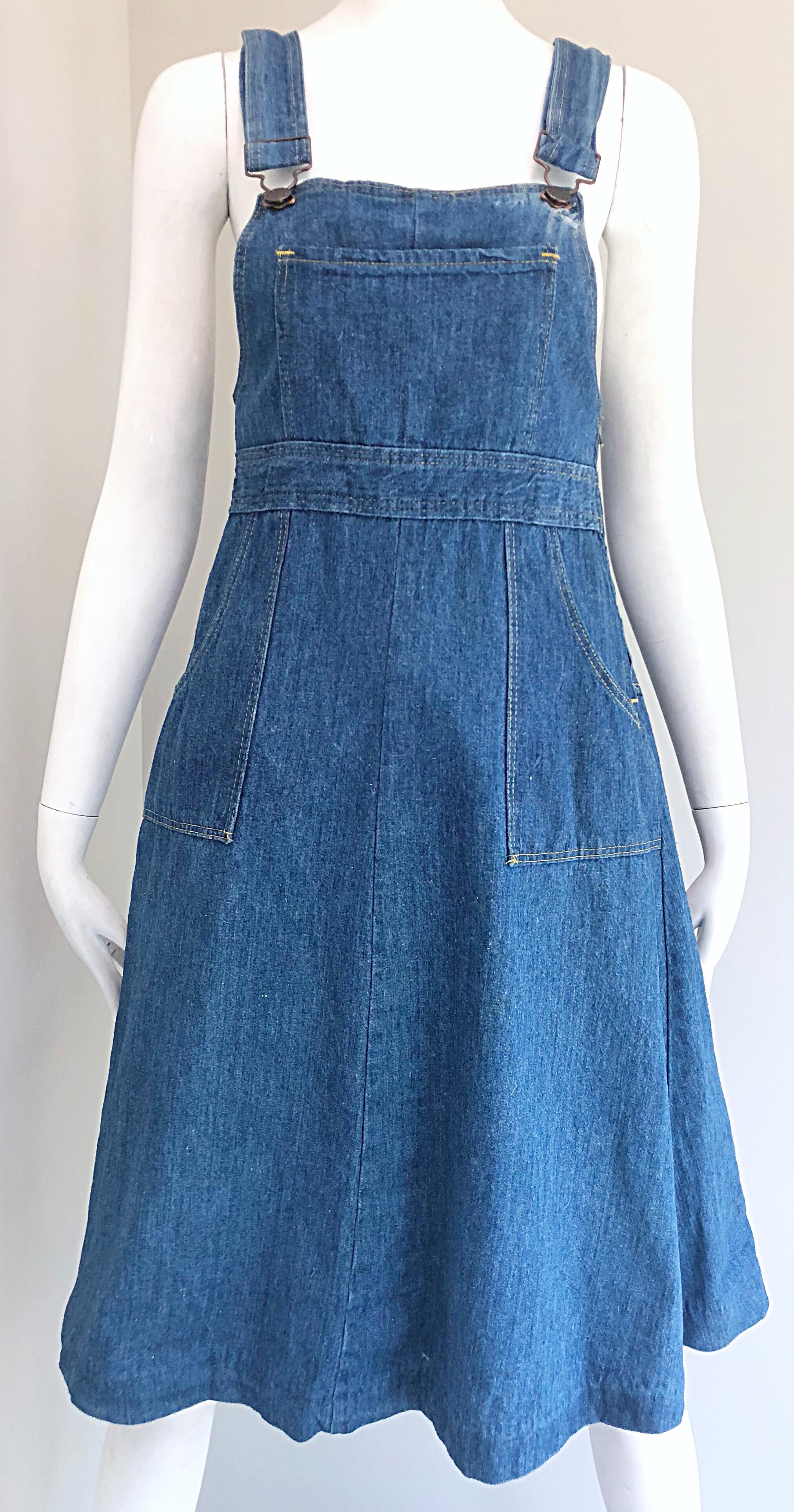 Rare Early 1970s The Gap Blue Jean Denim Vintage 70s Overalls Dress In Excellent Condition In San Diego, CA