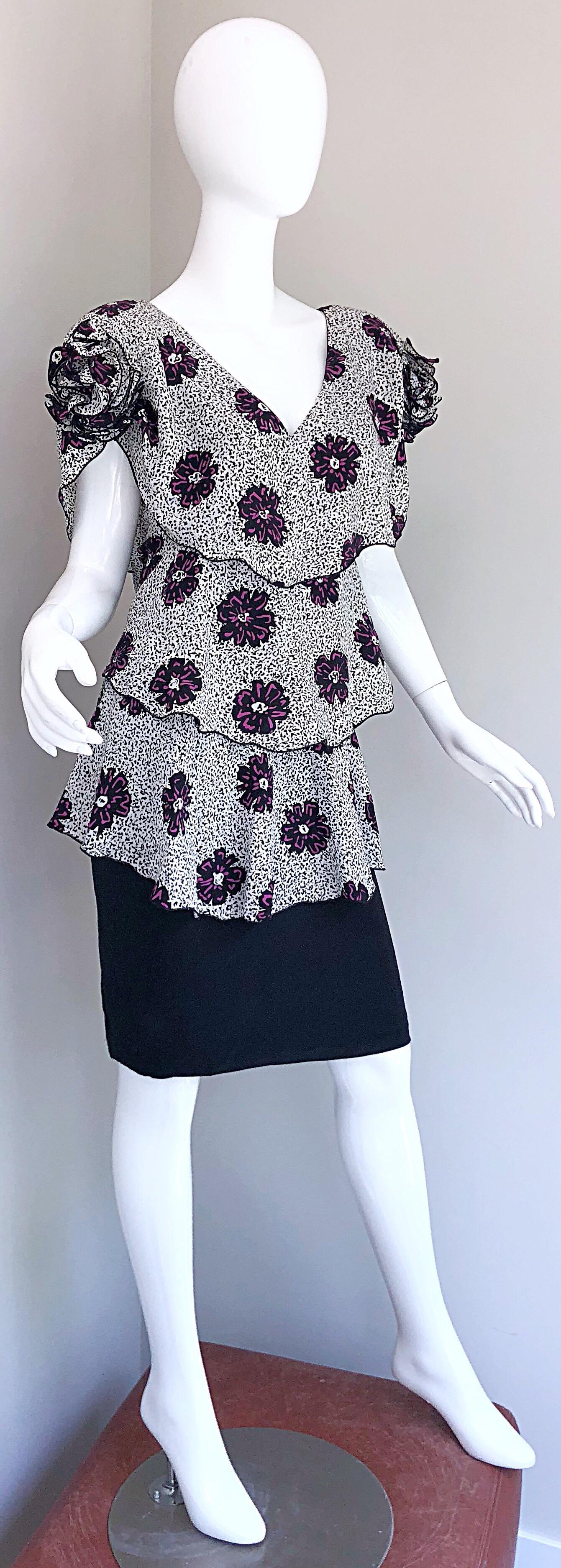 Vintage Holly's Harp 80s Black and White Purple Flower Print Avant Garde Dress In Excellent Condition For Sale In San Diego, CA