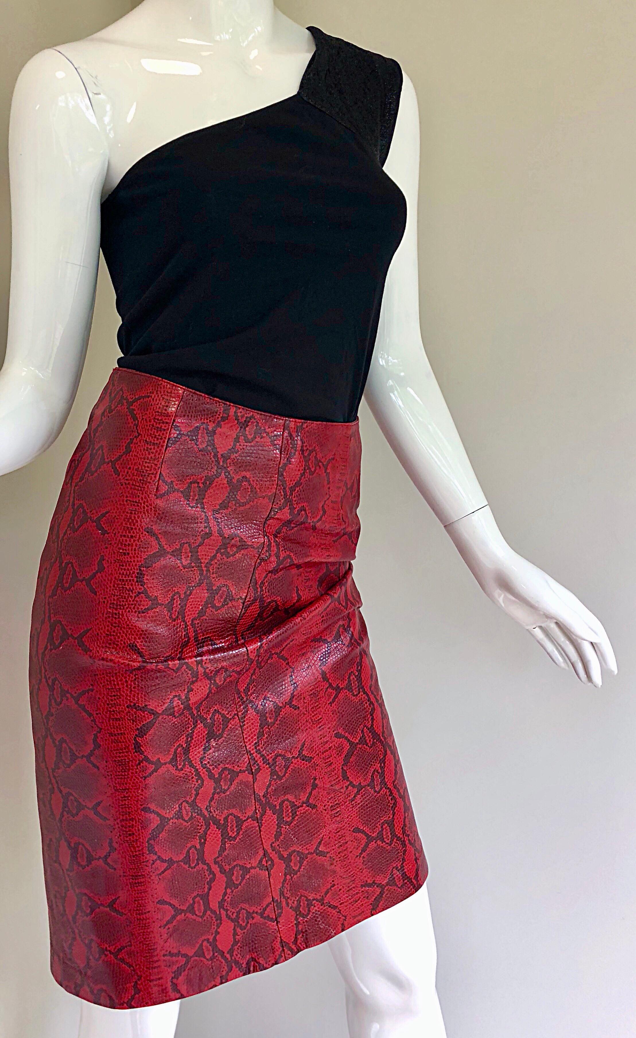 Sexy 1980s Red Leather Snake Skin High Waisted 80s Vintage Wiggle Pencil Skirt For Sale 2