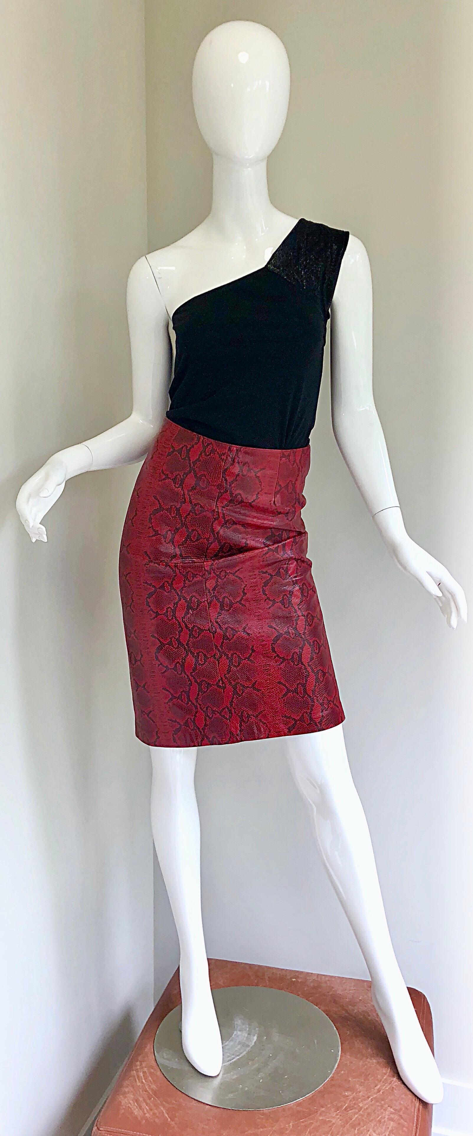 Sexy 1980s Red Leather Snake Skin High Waisted 80s Vintage Wiggle Pencil Skirt For Sale 3