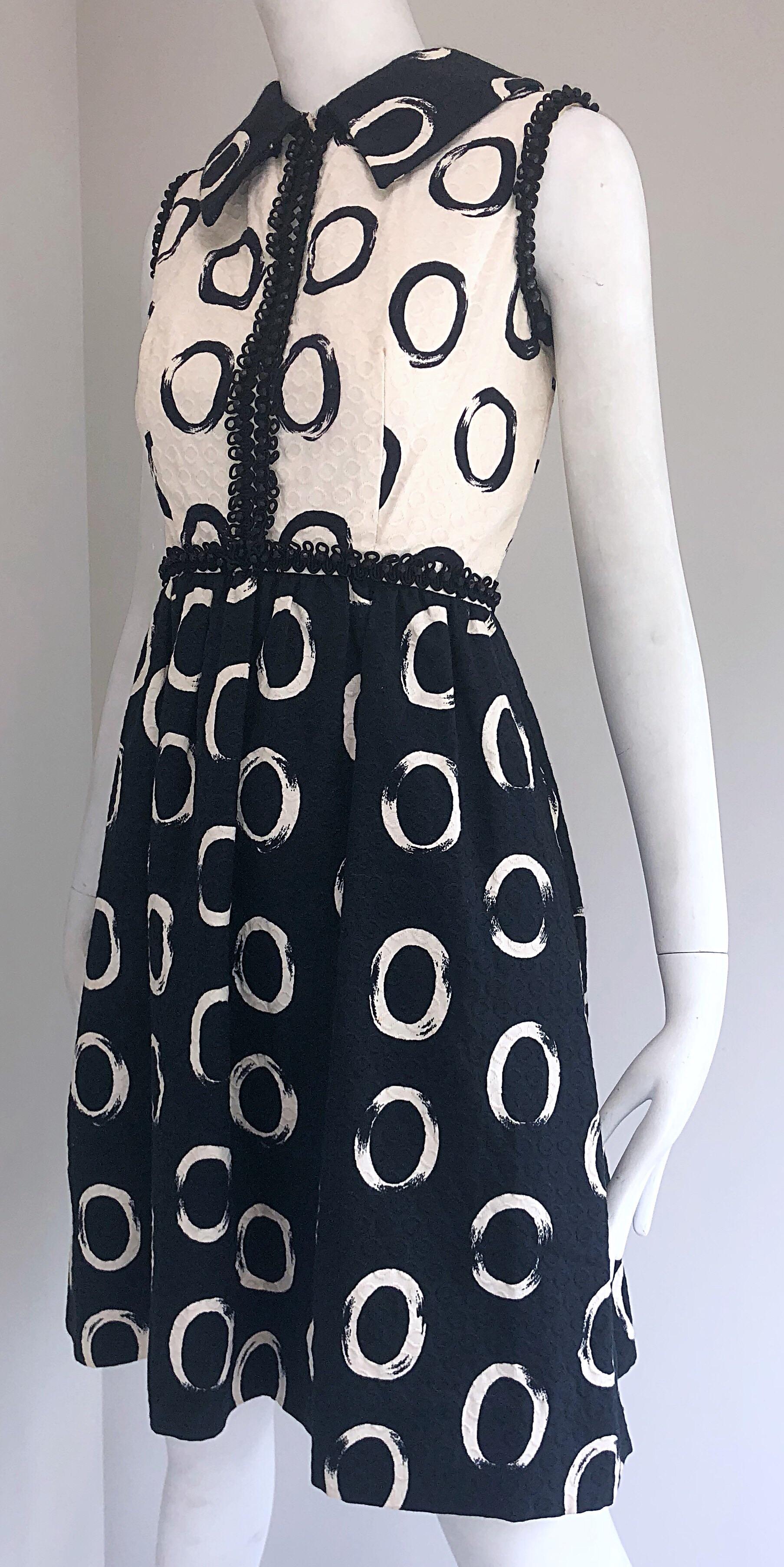 Oscar de la Renta 1960s Black and White Pique Cotton Beaded 60s A - Line Dress In Excellent Condition In San Diego, CA