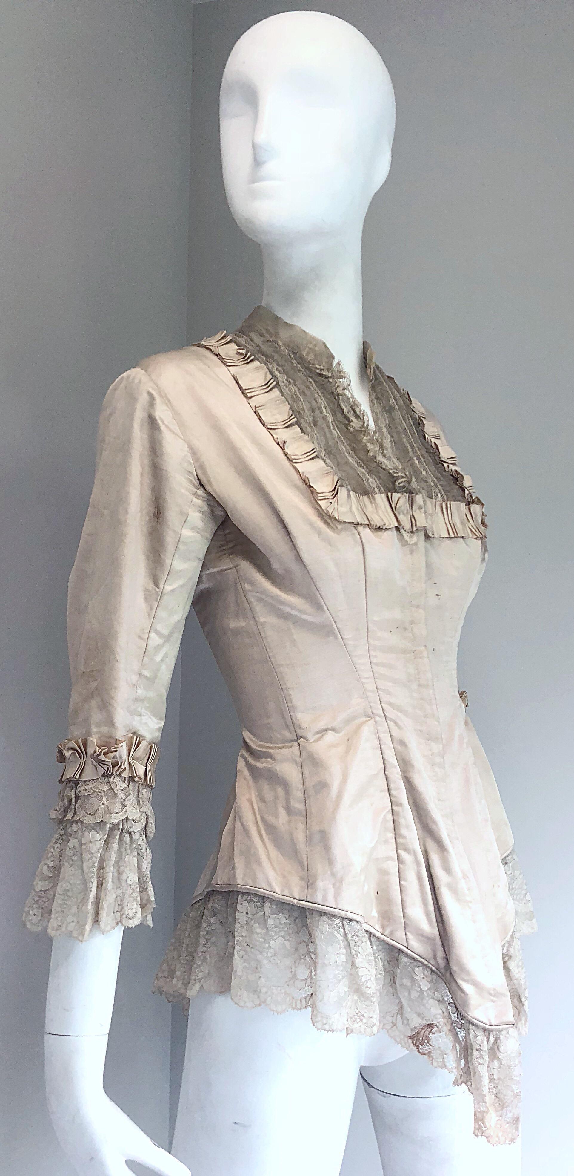 1880s Incredible Authentic Victorian Ivory Silk Lace Corset 1800s Couture Blouse For Sale 3