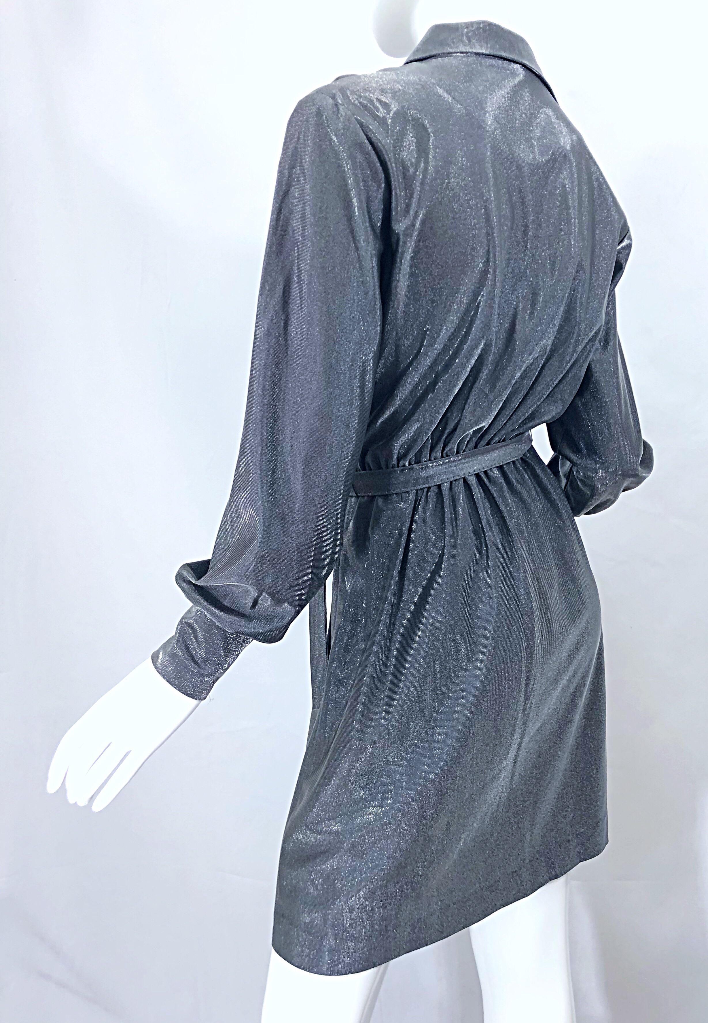 1970s Gunmetal Metallic Silver Gray Belted Vintage 70s Long Sleeve Shirt Dress For Sale 10