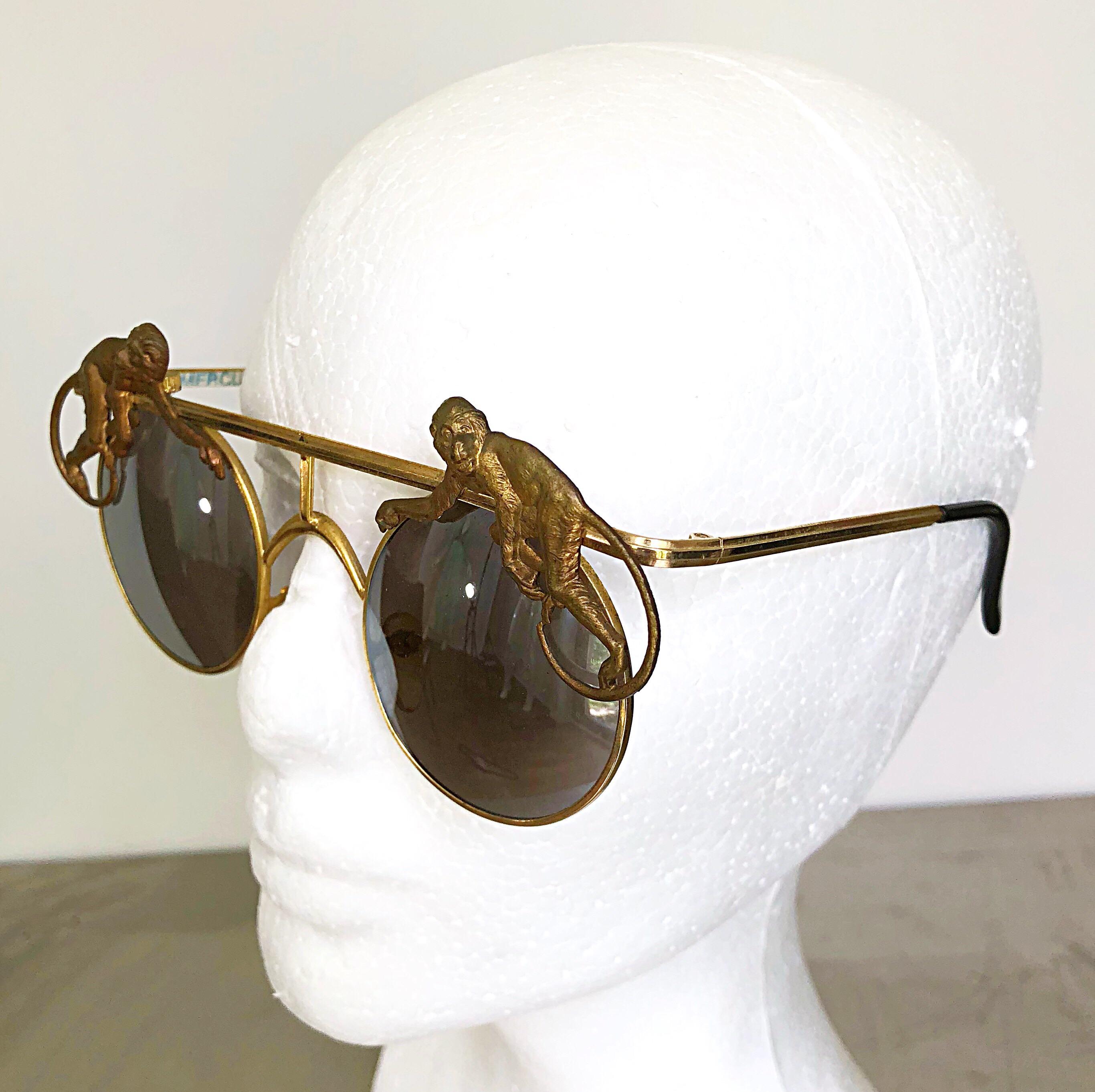 Rare Vintage Mercura Unisex Gold Brass Flying Monkeys Novelty Aviator Sunglasses 2