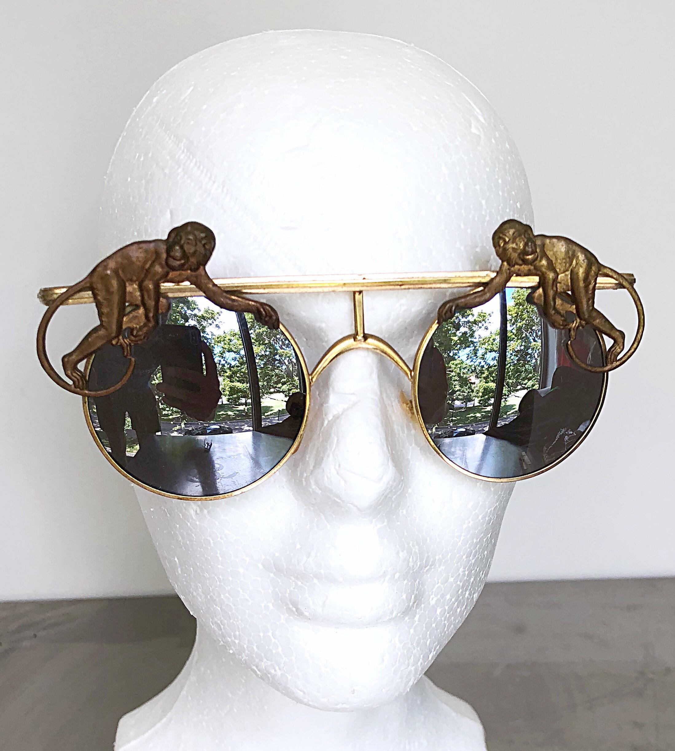Rare Vintage Mercura Unisex Gold Brass Flying Monkeys Novelty Aviator Sunglasses 3