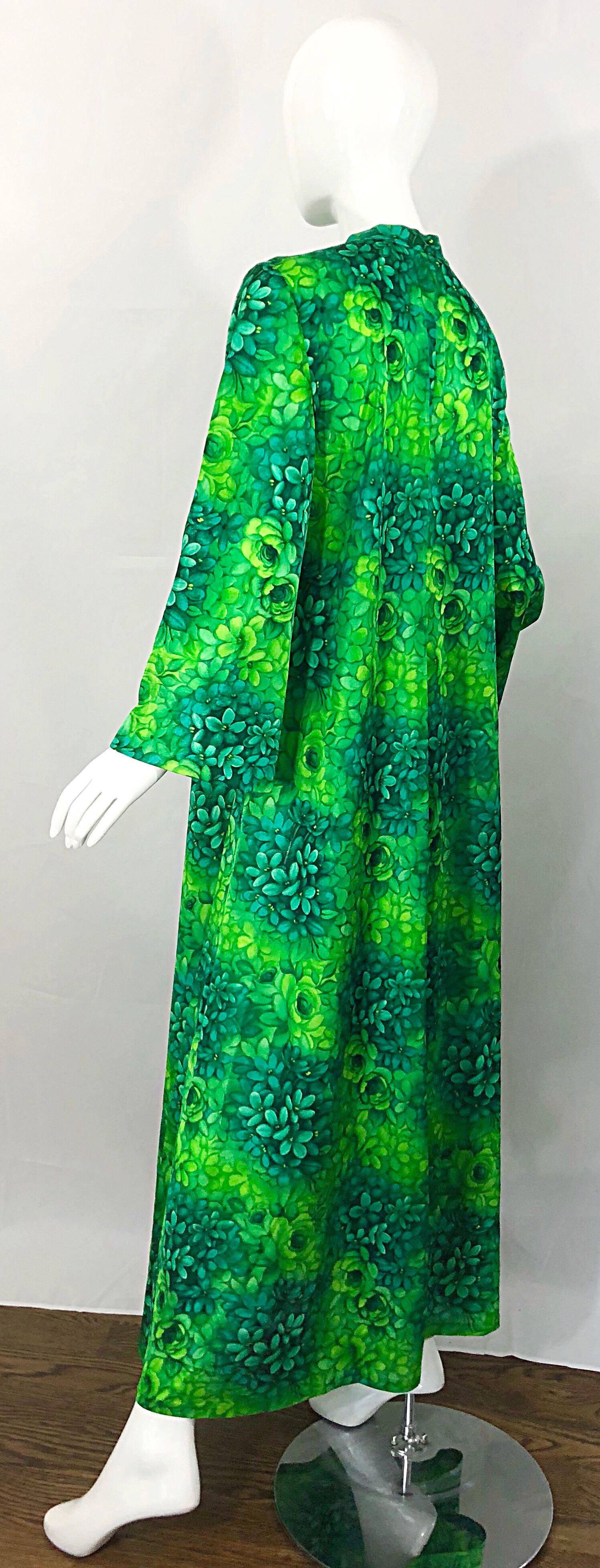 Amazing 1970s Neon + Kelly Green Abstract Flower Print 70s Vintage Caftan Dress 8