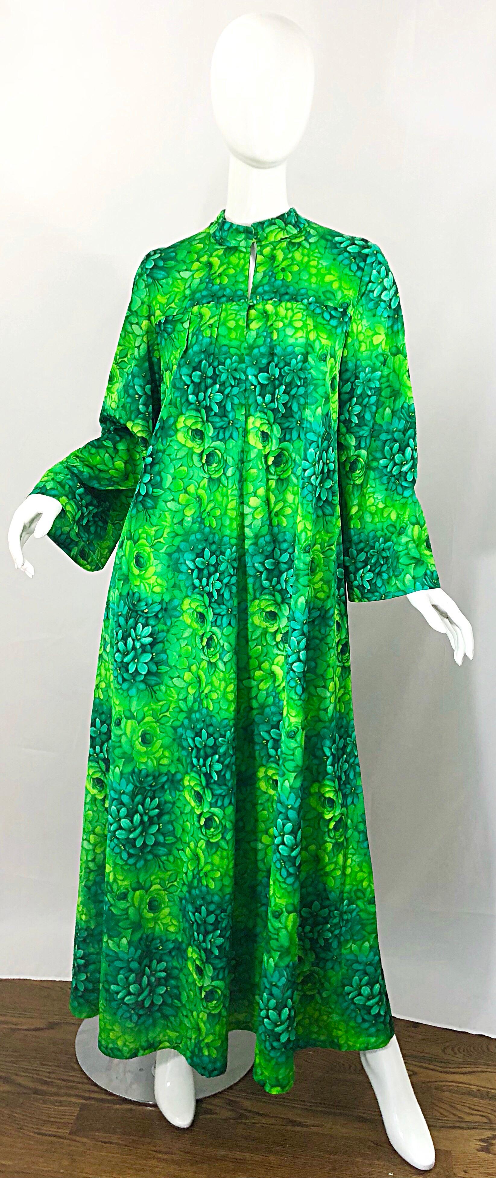 Amazing 1970s Neon + Kelly Green Abstract Flower Print 70s Vintage Caftan Dress 9