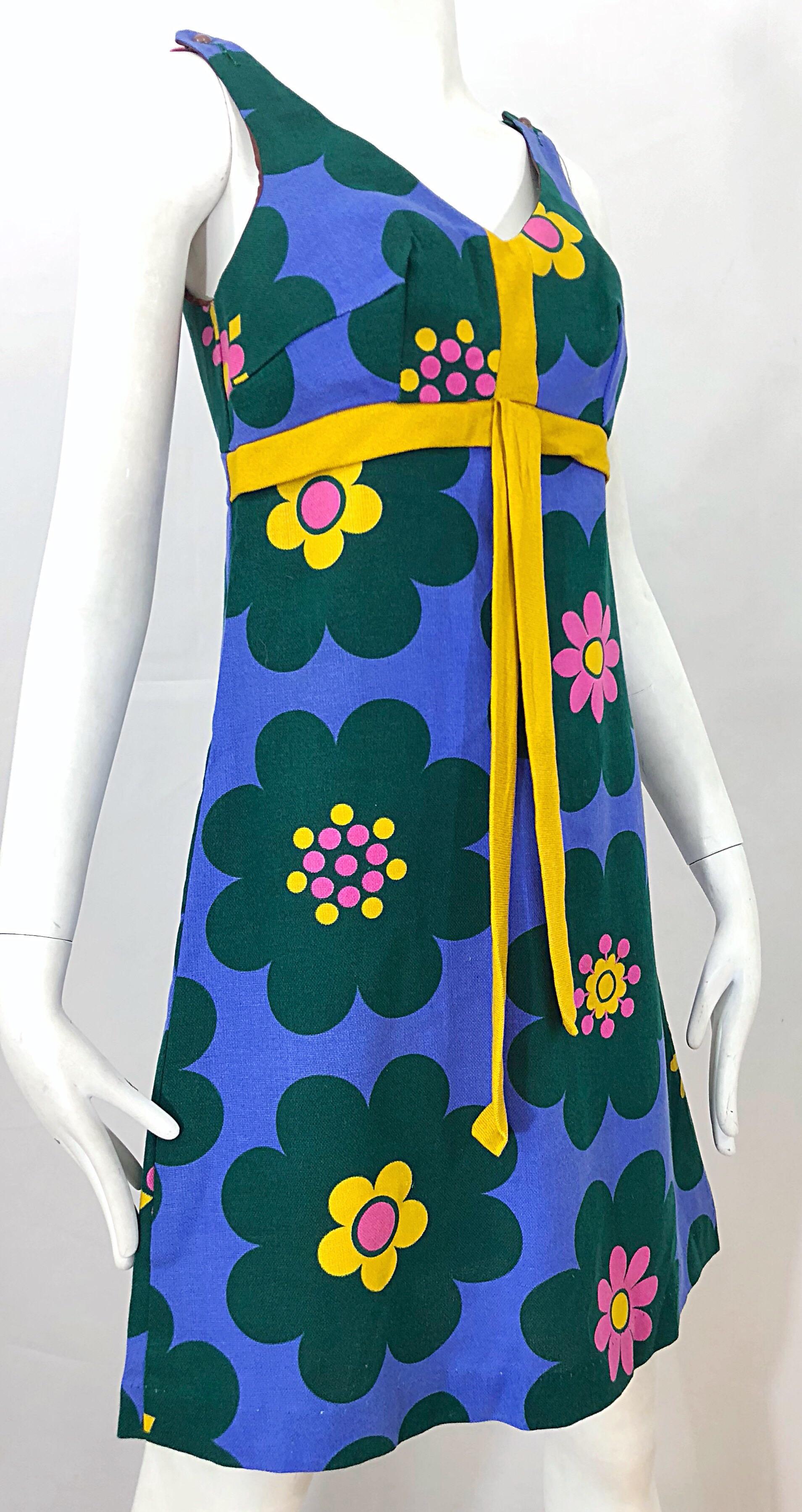 Women's Chic 1960s Linen Flower Purple + Pink + Green + Yellow Vintage 60s A Line Dress For Sale