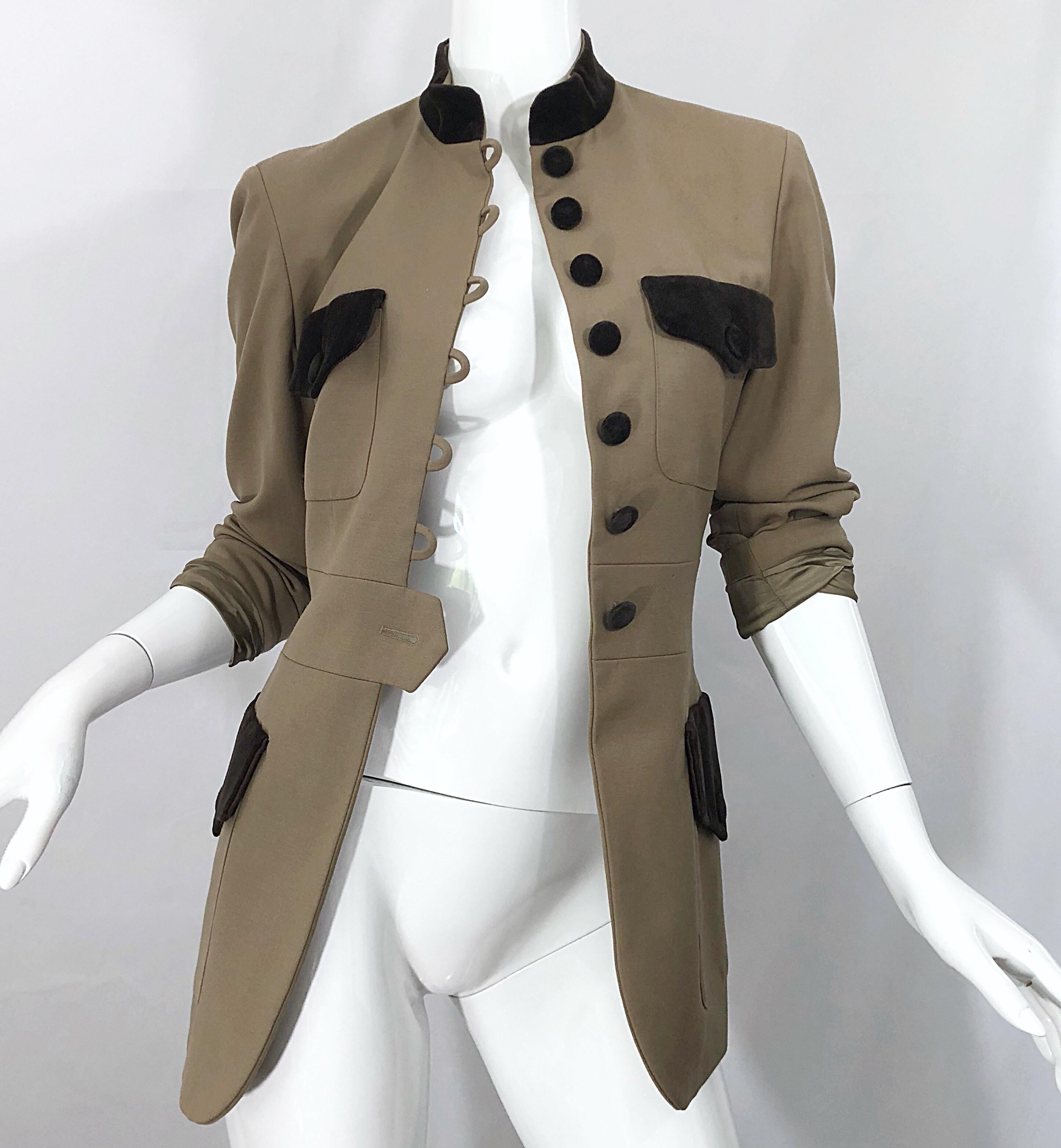 1990s Moschino Cheap & Chic Sz 8 Tan Brown Military Band Inspired Vintage Jacket In Excellent Condition In San Diego, CA