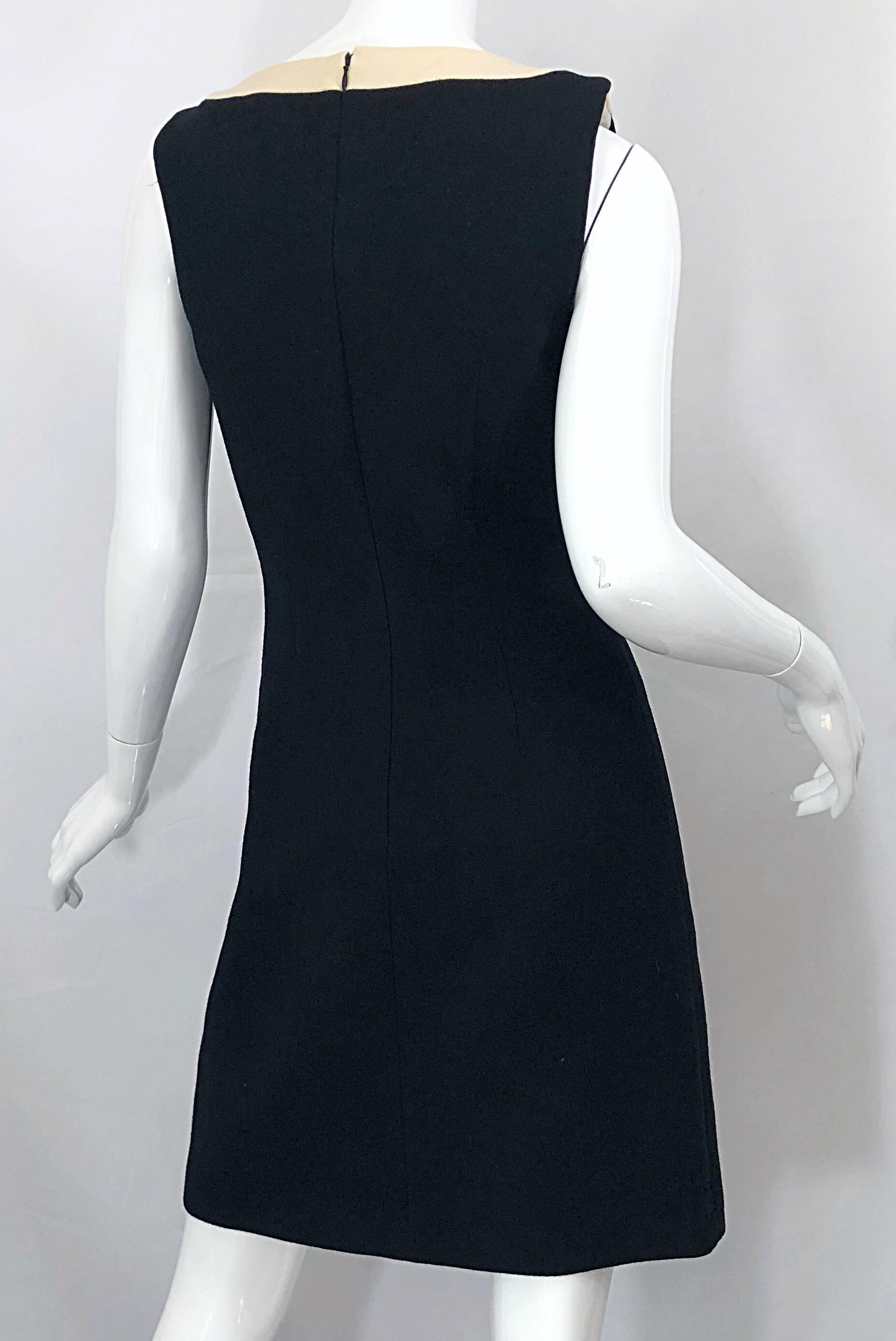 Dolce & Gabbana Size 42 / US 6 Black and Ivory 1990s Does 1960s Wool Shift Dress For Sale 4