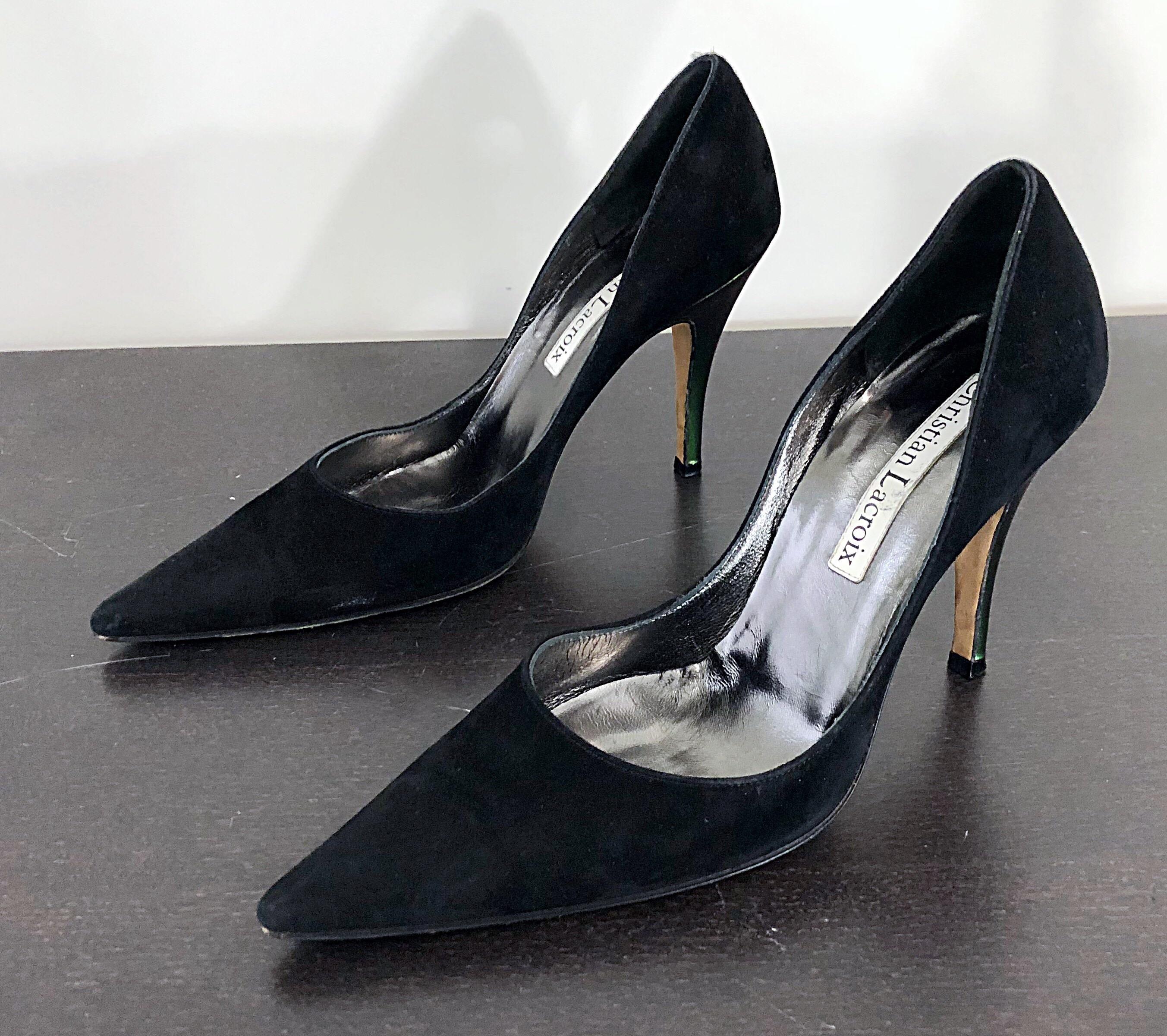 Sexy Vintage Christian Lacroix Größe 37 / 7 Schwarz + Grün Wildleder 1990s High Heels im Zustand „Hervorragend“ im Angebot in San Diego, CA