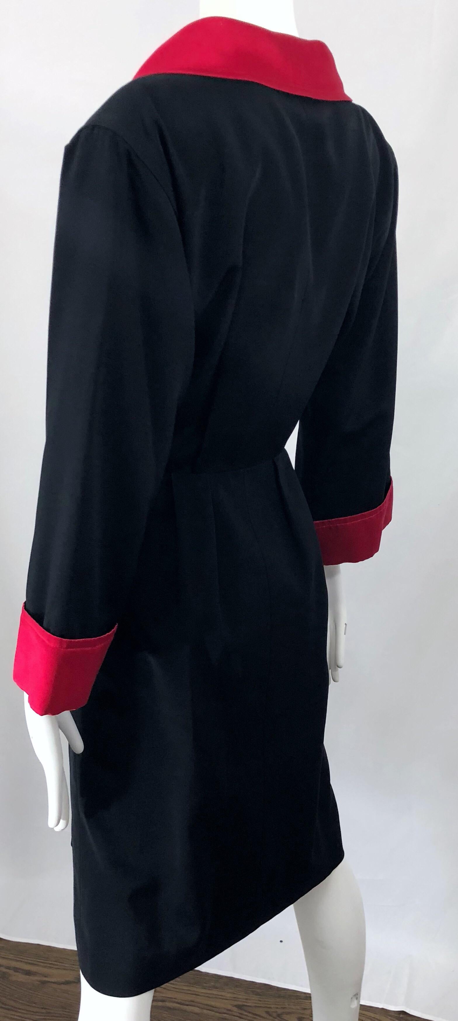 Women's Vintage Yves Saint Laurent Size 42 / 10 Black and Red Silk YSL Dress For Sale