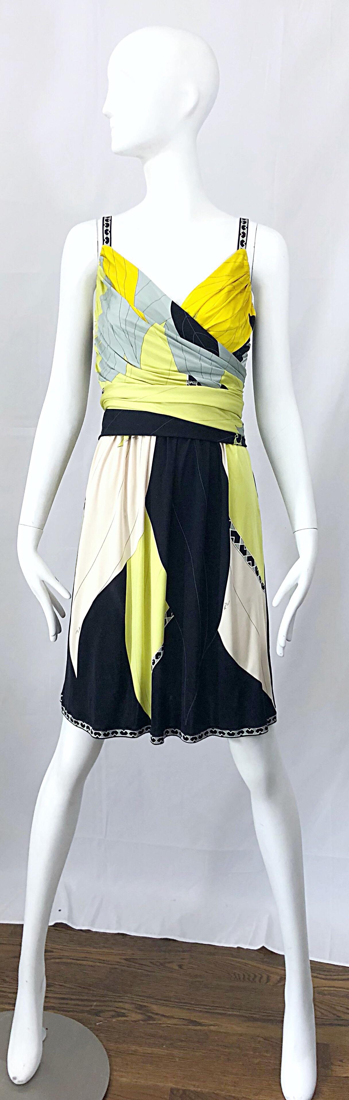 Women's Emilio Pucci 1990s Size 6 Chartreuse Black Ivory Kaleidoscope Silk Jersey Dress