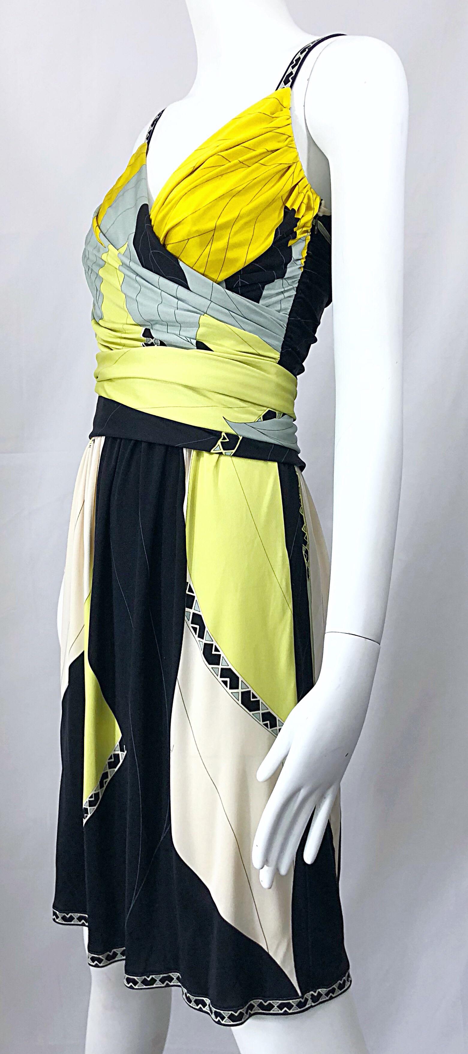 Emilio Pucci 1990s Size 6 Chartreuse Black Ivory Kaleidoscope Silk Jersey Dress For Sale 5