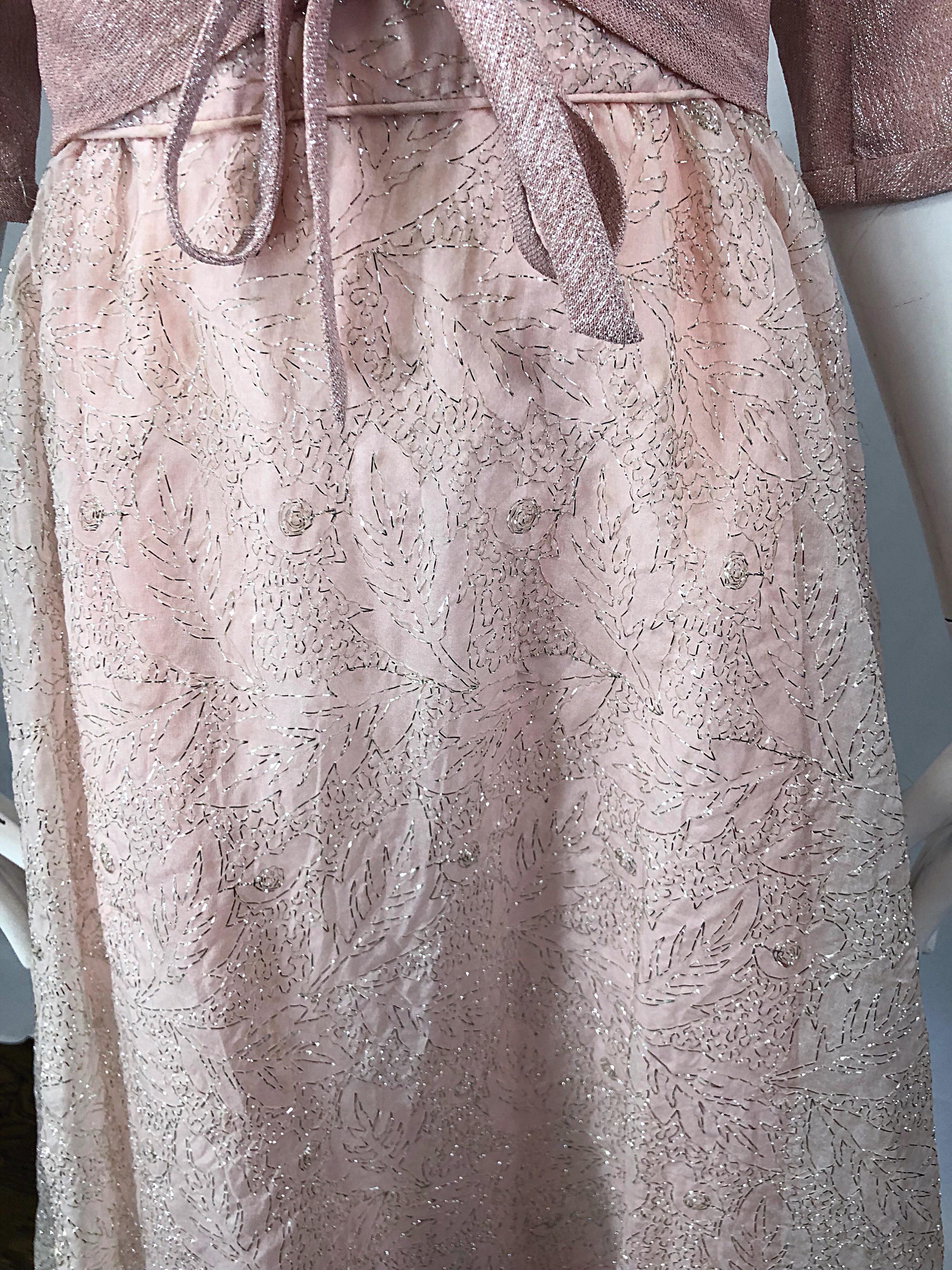 Women's Beautiful 1950s Caryle Light Pink + Silver Fit n' Flare Silk Dress and Bolero For Sale
