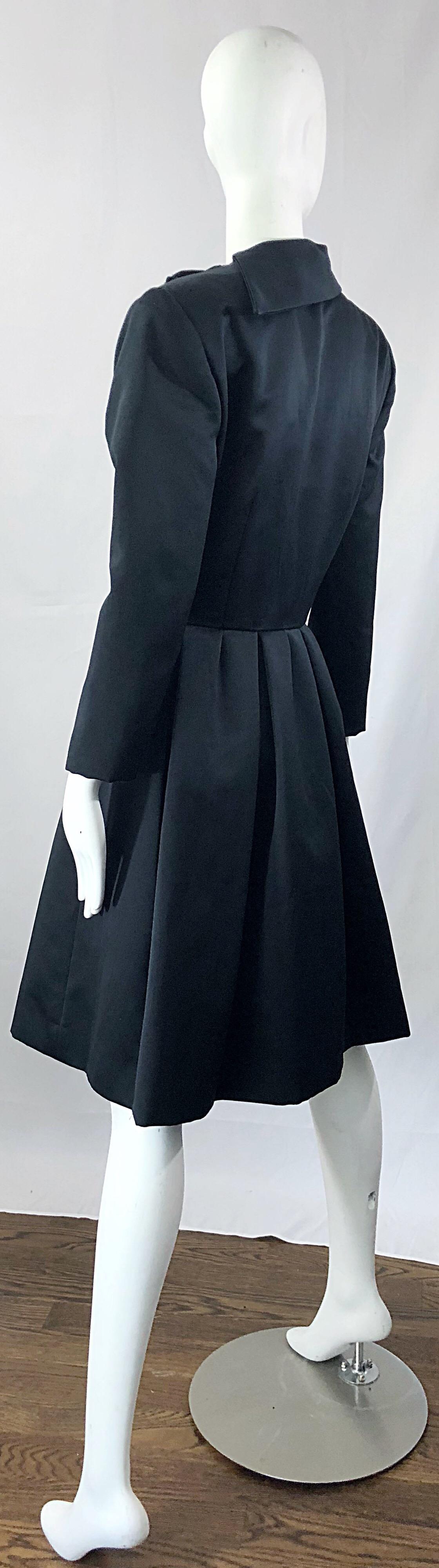 Vintage Victor Costa Size 12 Black Avant Garde Rhinestone Cocktail Dress  For Sale 2