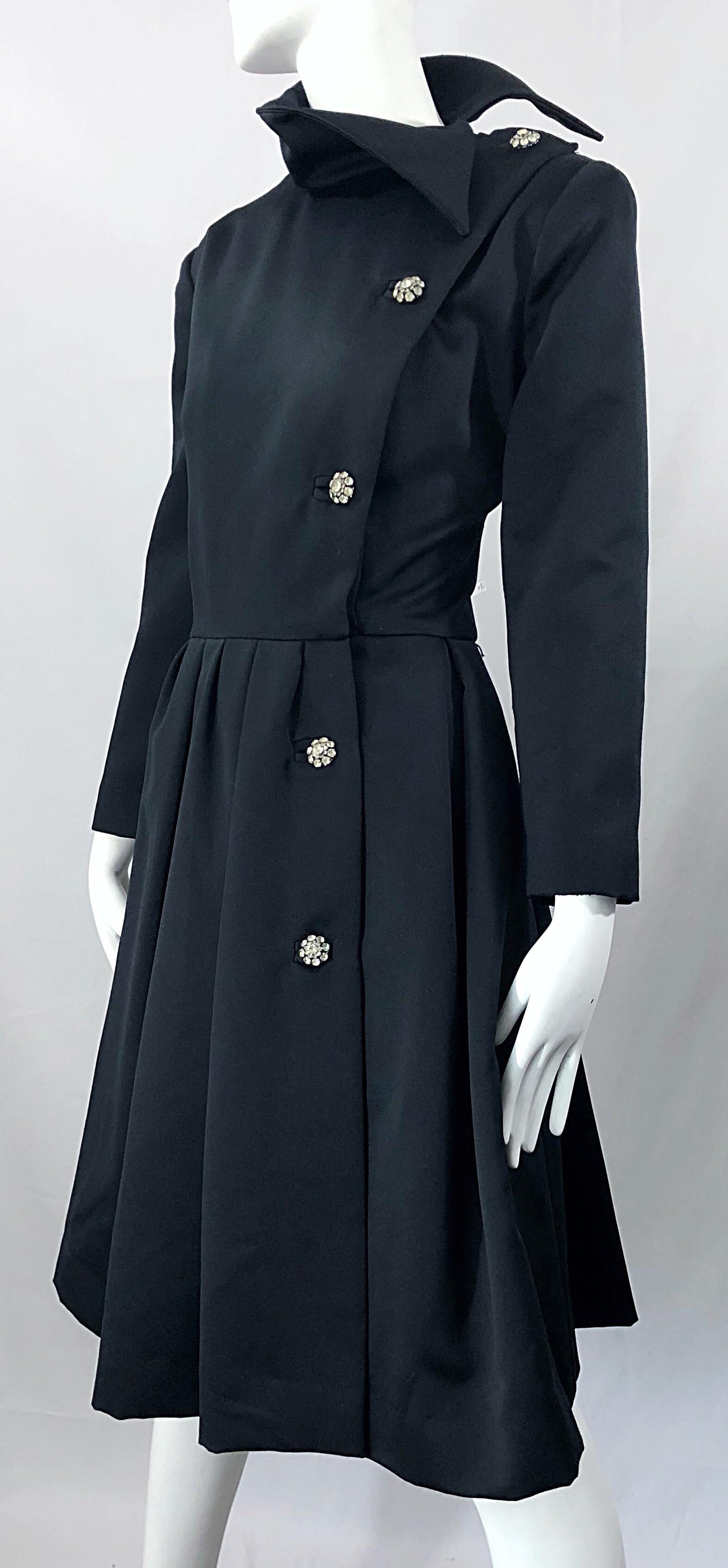 Vintage Victor Costa Size 12 Black Avant Garde Rhinestone Cocktail Dress  For Sale 3