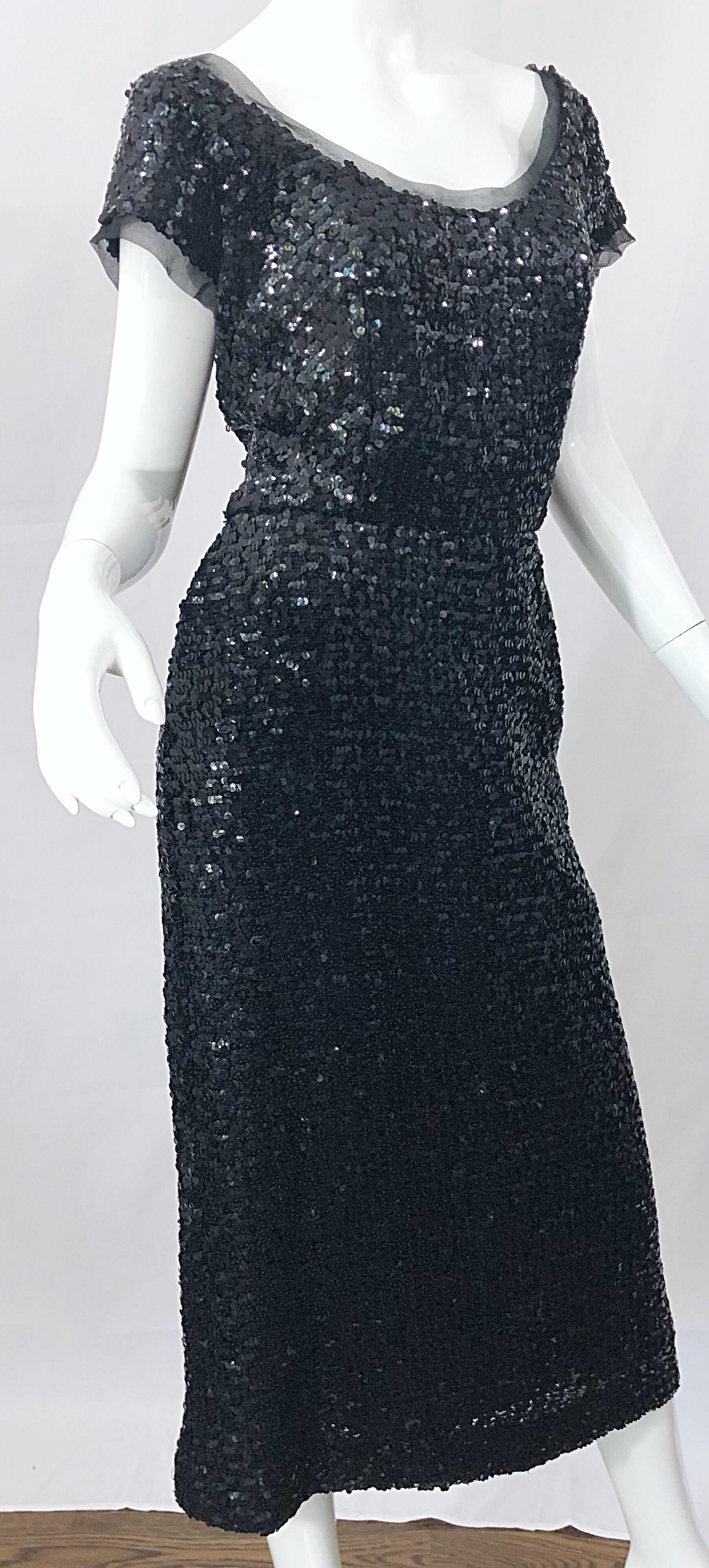 Stunning 1950s Bullock's Wilshire Large Size Black Silk Sequined 50s Midi Dress For Sale 3