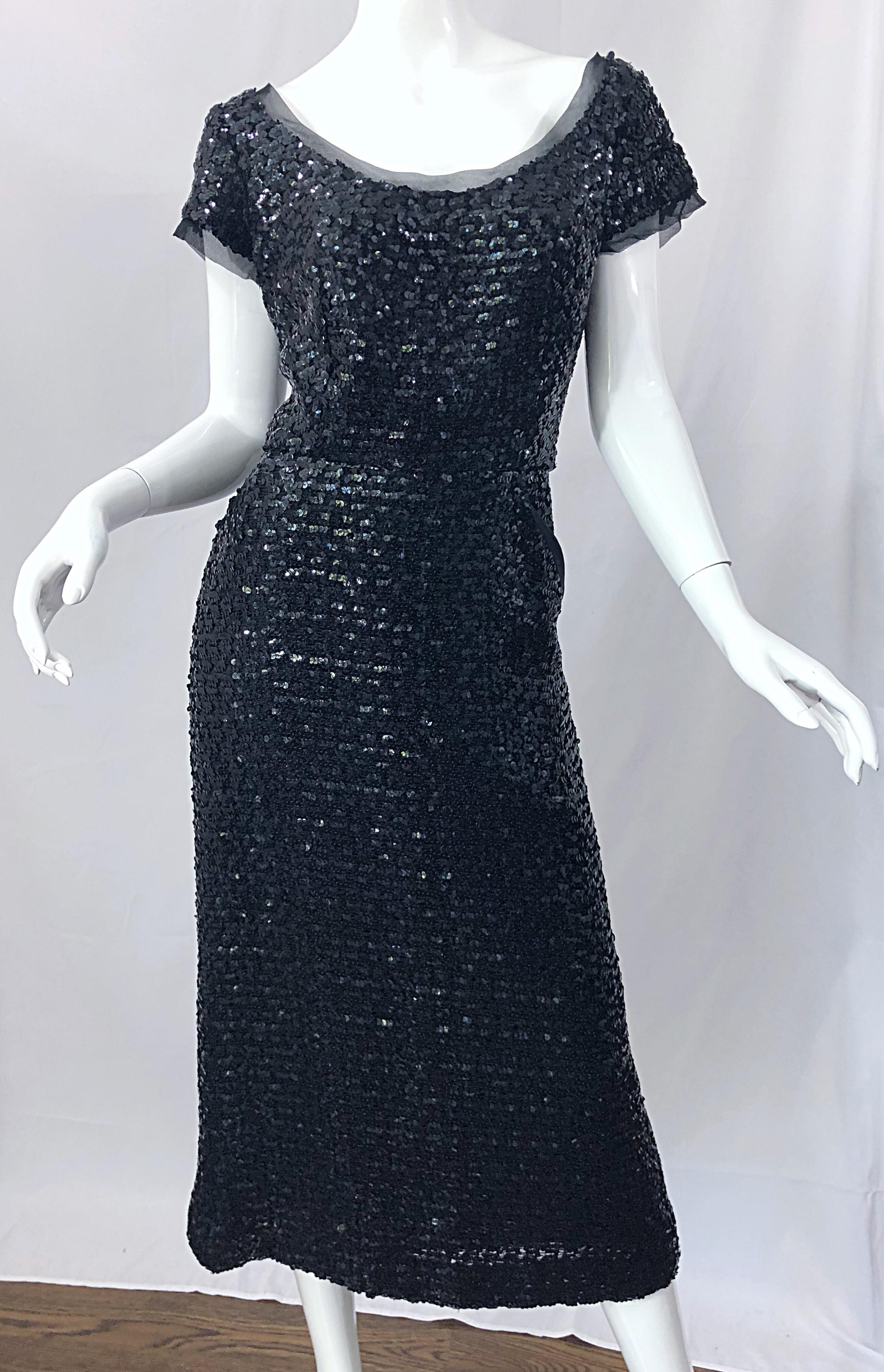 Stunning 1950s Bullock's Wilshire Large Size Black Silk Sequined 50s Midi Dress For Sale 10
