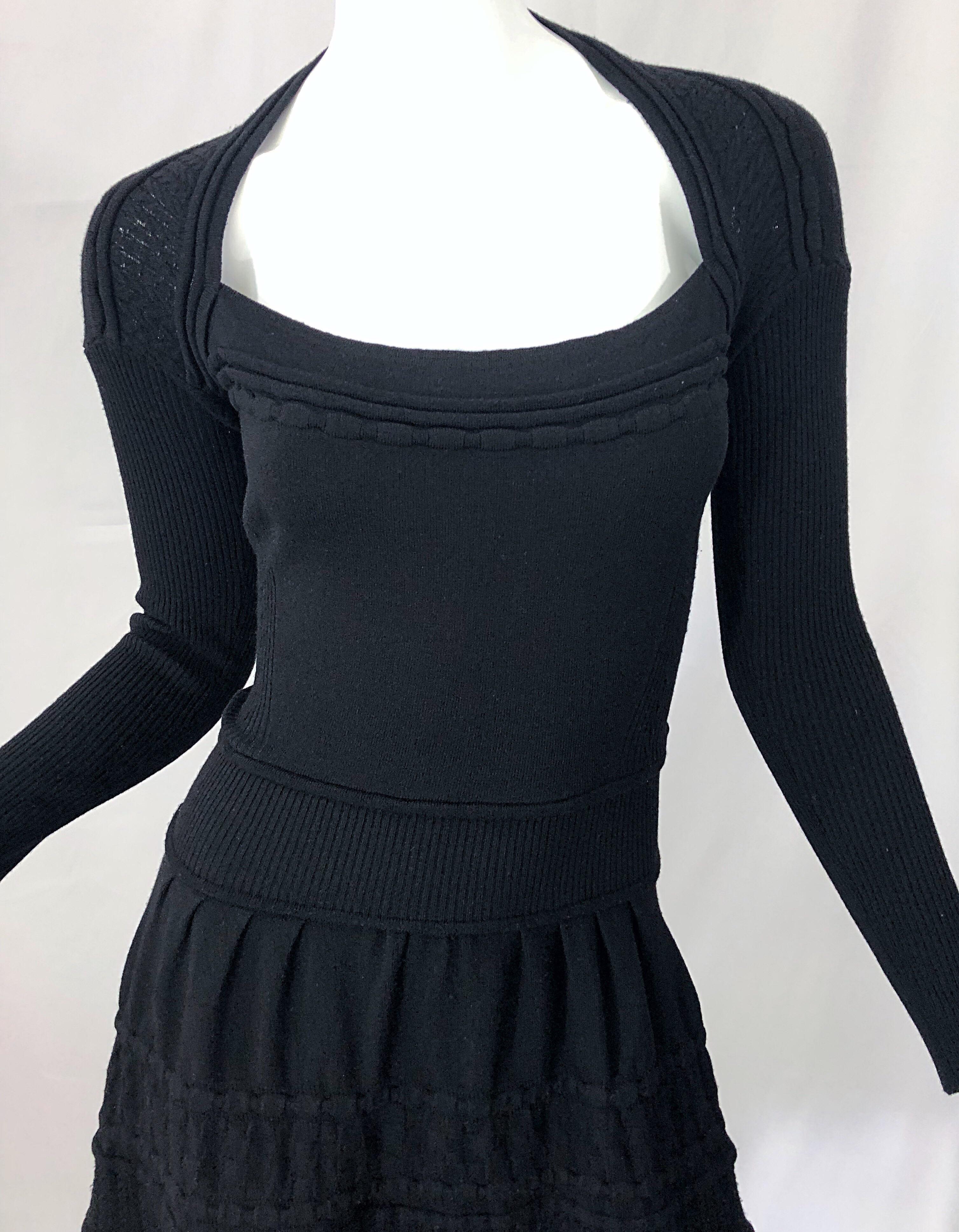 New w/ Tags D. Exterior Italian Made Black Lightweight Wool Knit Skater Dress In New Condition For Sale In San Diego, CA