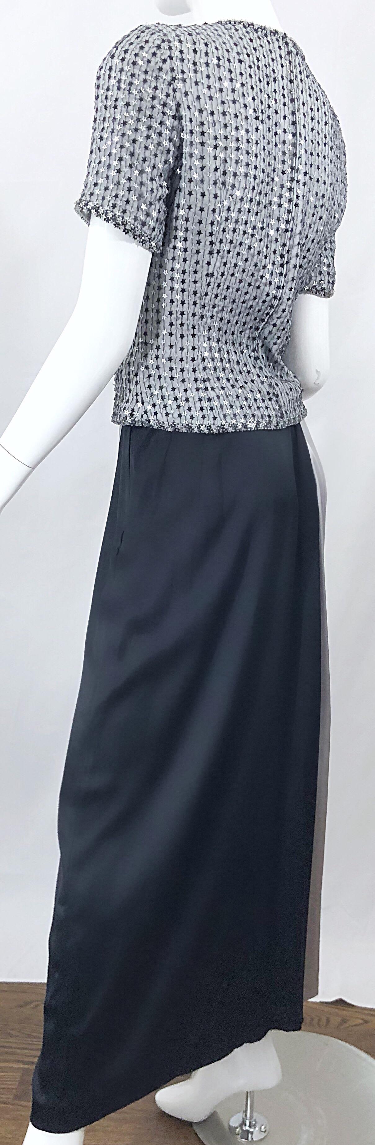 1980er Jahre Pailletten-Ebenholz Silber Grau + Schwarz Seide Palazzo-Hose und Stern-Pailletten-Top im Angebot 1