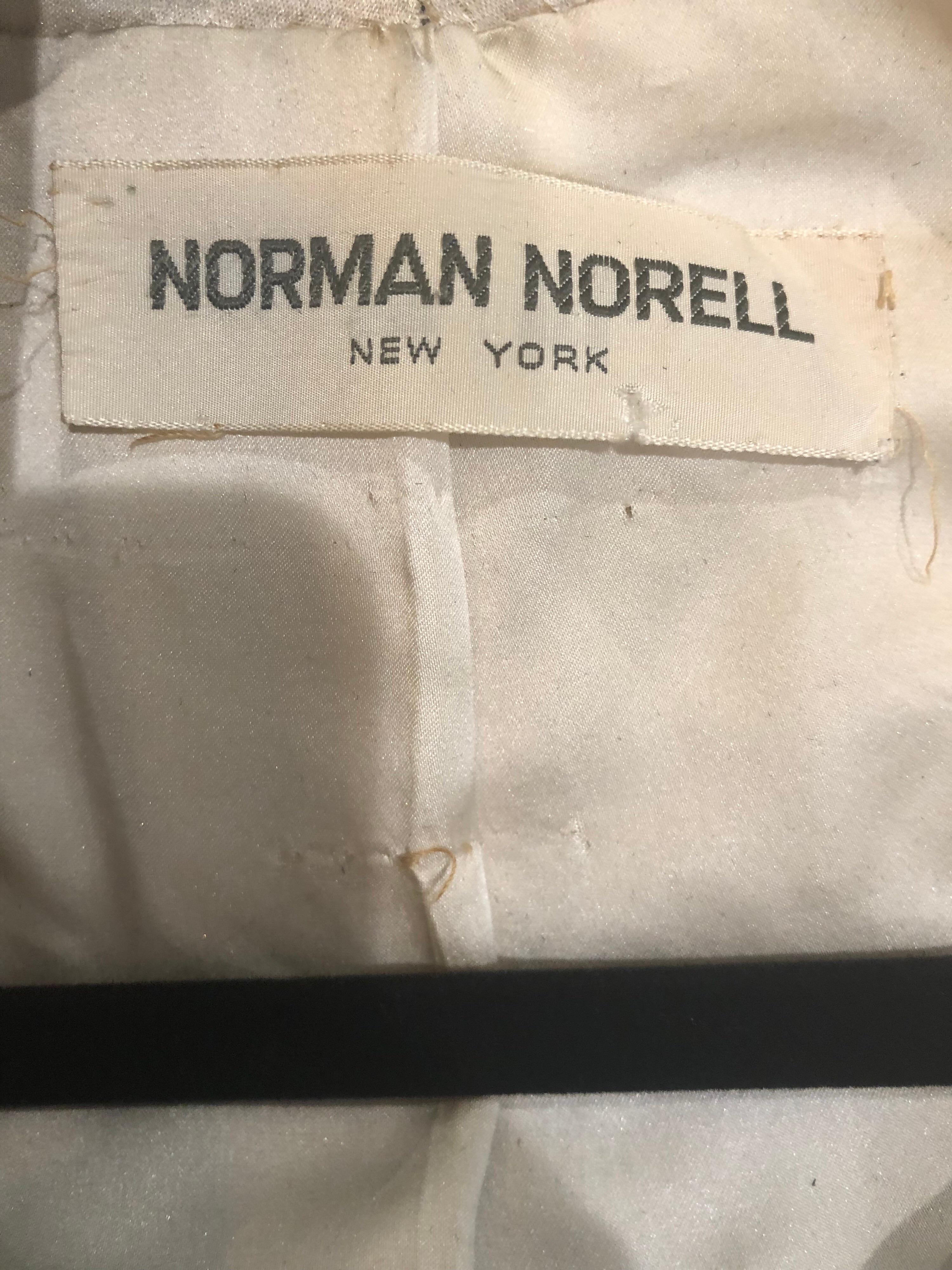 Norman Norell - Veste de smoking à ceinture rare bleu marine et ivoire, vintage, années 1960 en vente 8