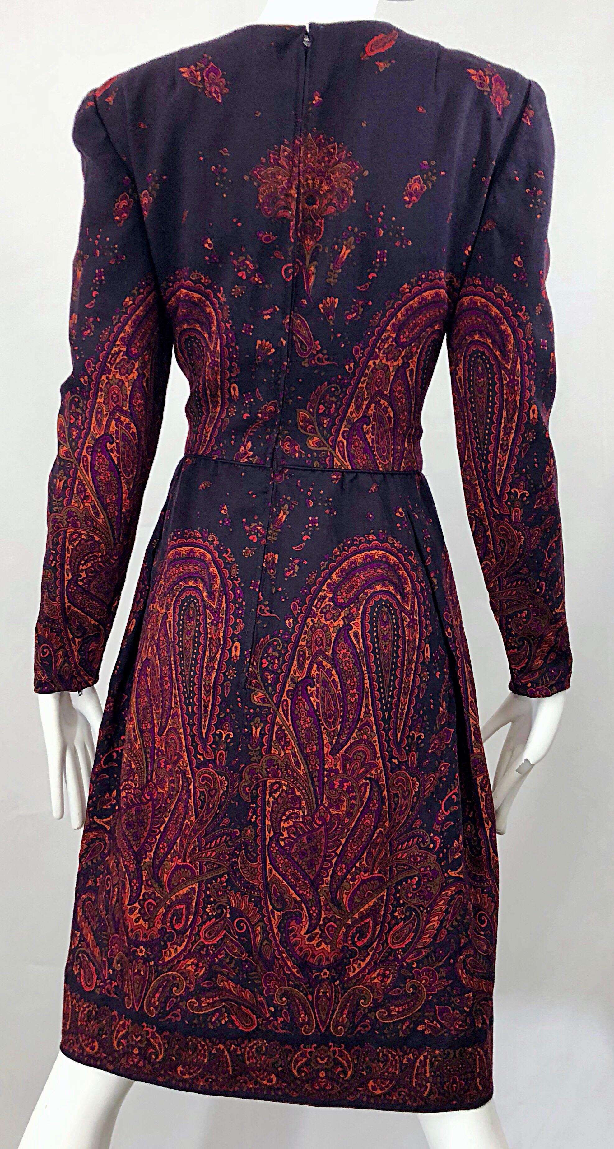 Women's Chic Vintage Pauline Trigere Dark Purple Paisley Wool Challis Long Sleeve Dress For Sale