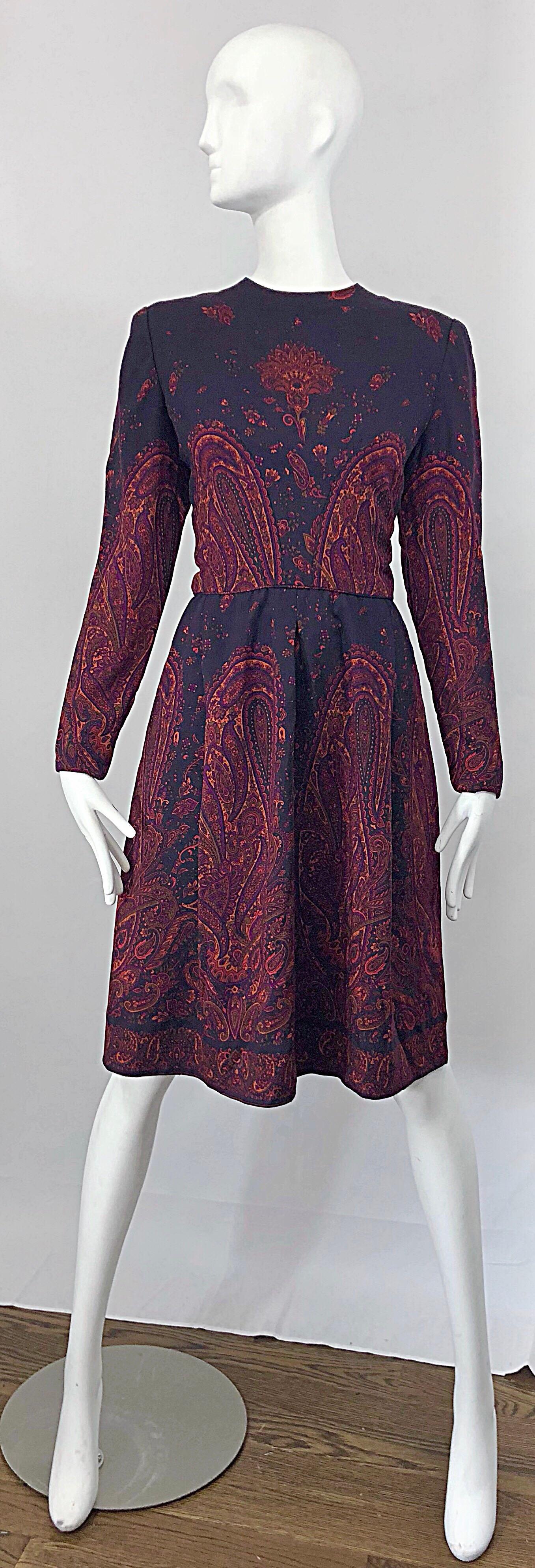 Chic Vintage Pauline Trigere Dark Purple Paisley Wool Challis Long Sleeve Dress For Sale 3