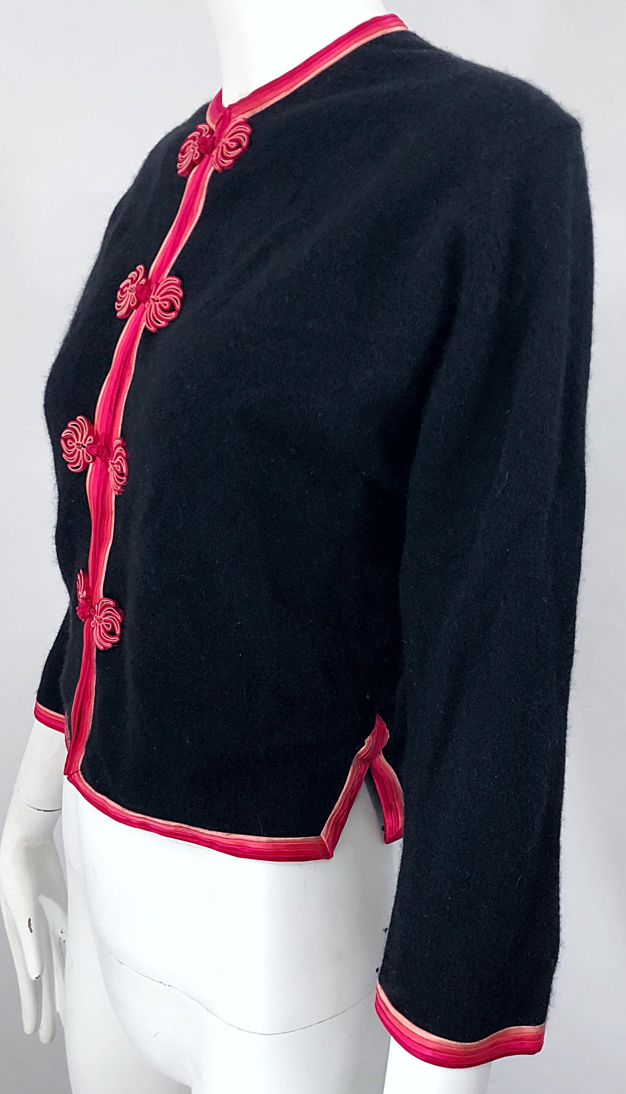Women's 1950s Monhan's Ltd. Black Pink Asian Wool Hong Kong Vintage 50s Cardigan Sweater