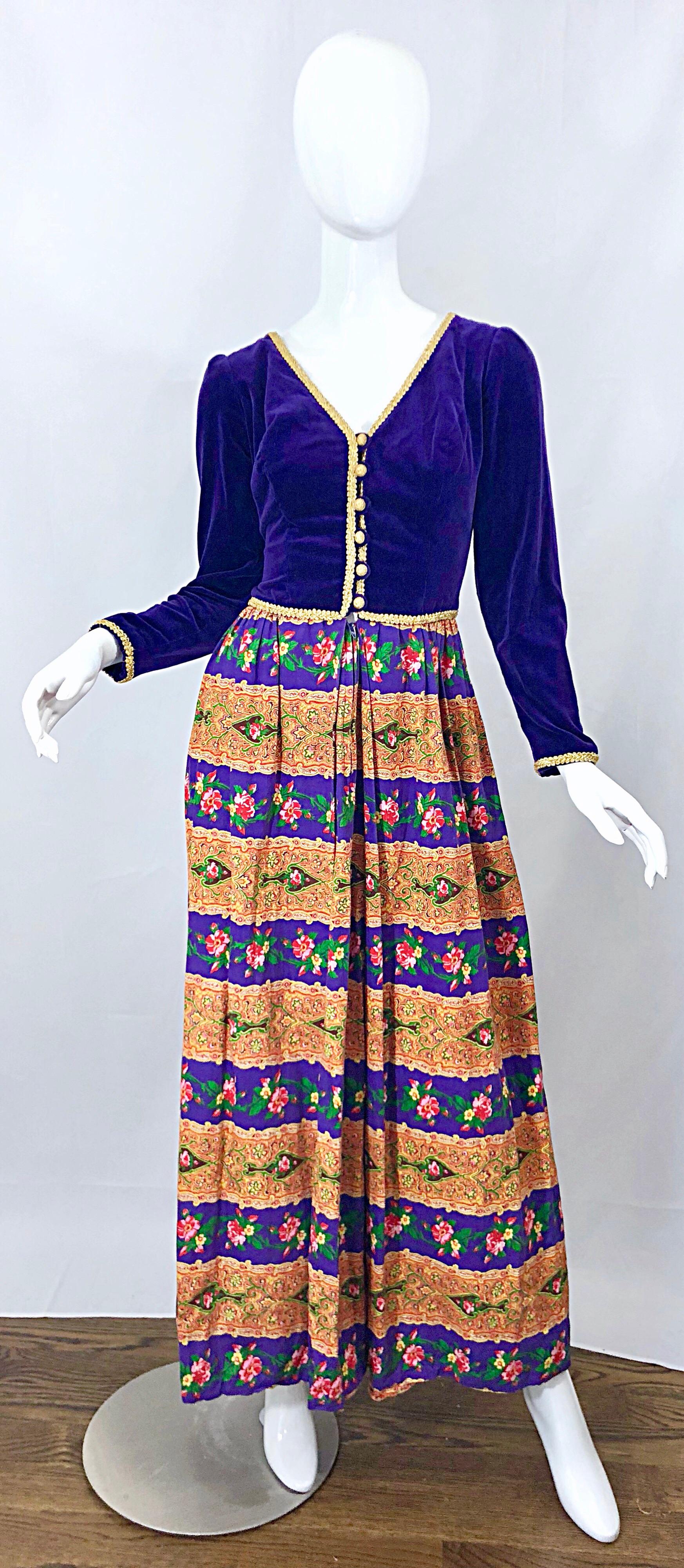 Incredible vintage 70s JAY MORLEY for FERN VIOLETTE regal purple velvet and cotton boho chic Renaissance maxi dress / gown! Features a beautiful purple cotton velvet long sleeve bodice, with gold embroidery along the neck, waistband, sleeve cuffs,