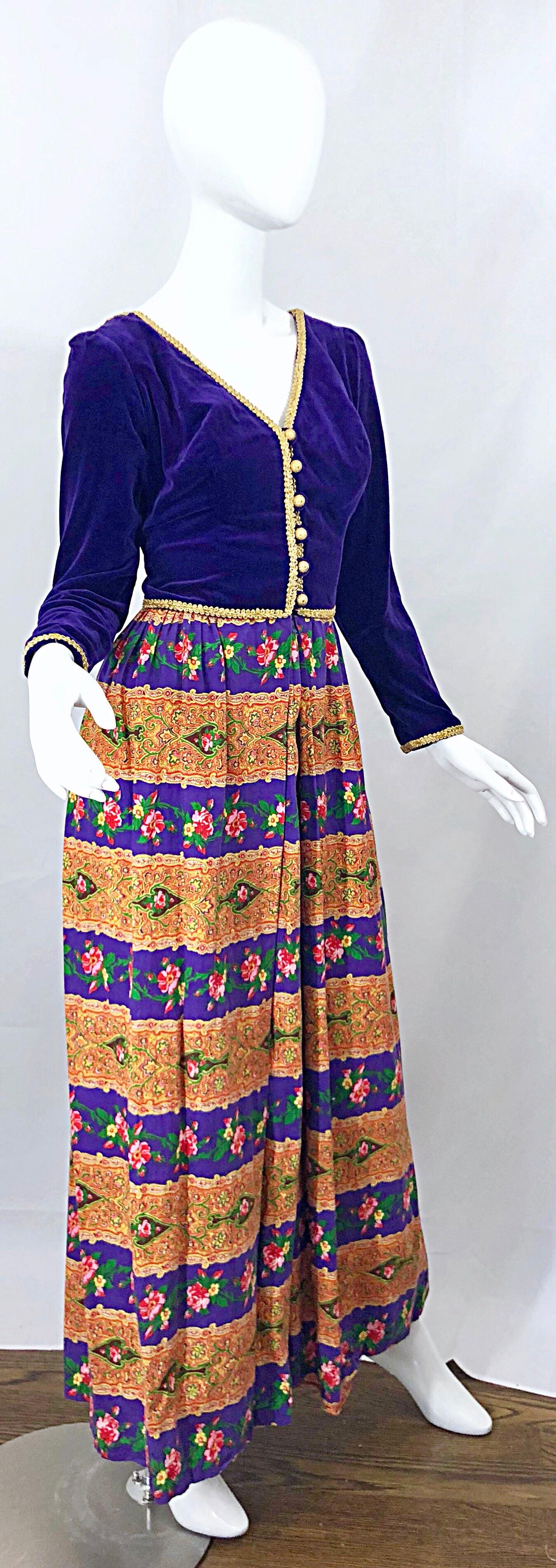 Incredible 1970s Jay Morley for Fern Violette Purple Velvet Regal 70s Maxi Dress For Sale 8