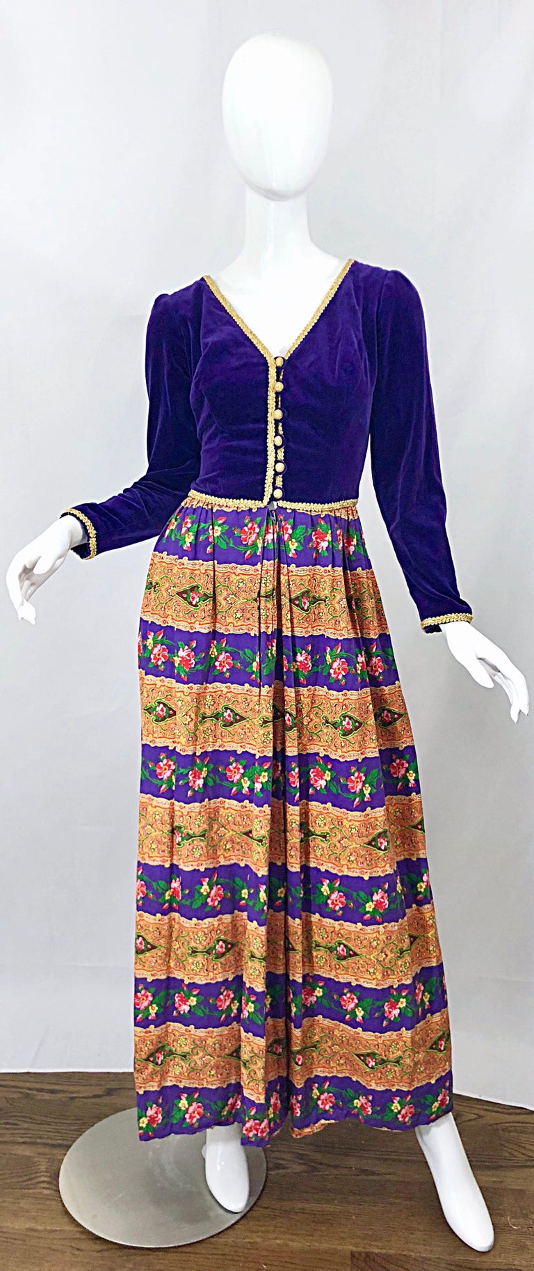 Incredible 1970s Jay Morley for Fern Violette Purple Velvet Regal 70s Maxi Dress For Sale 11