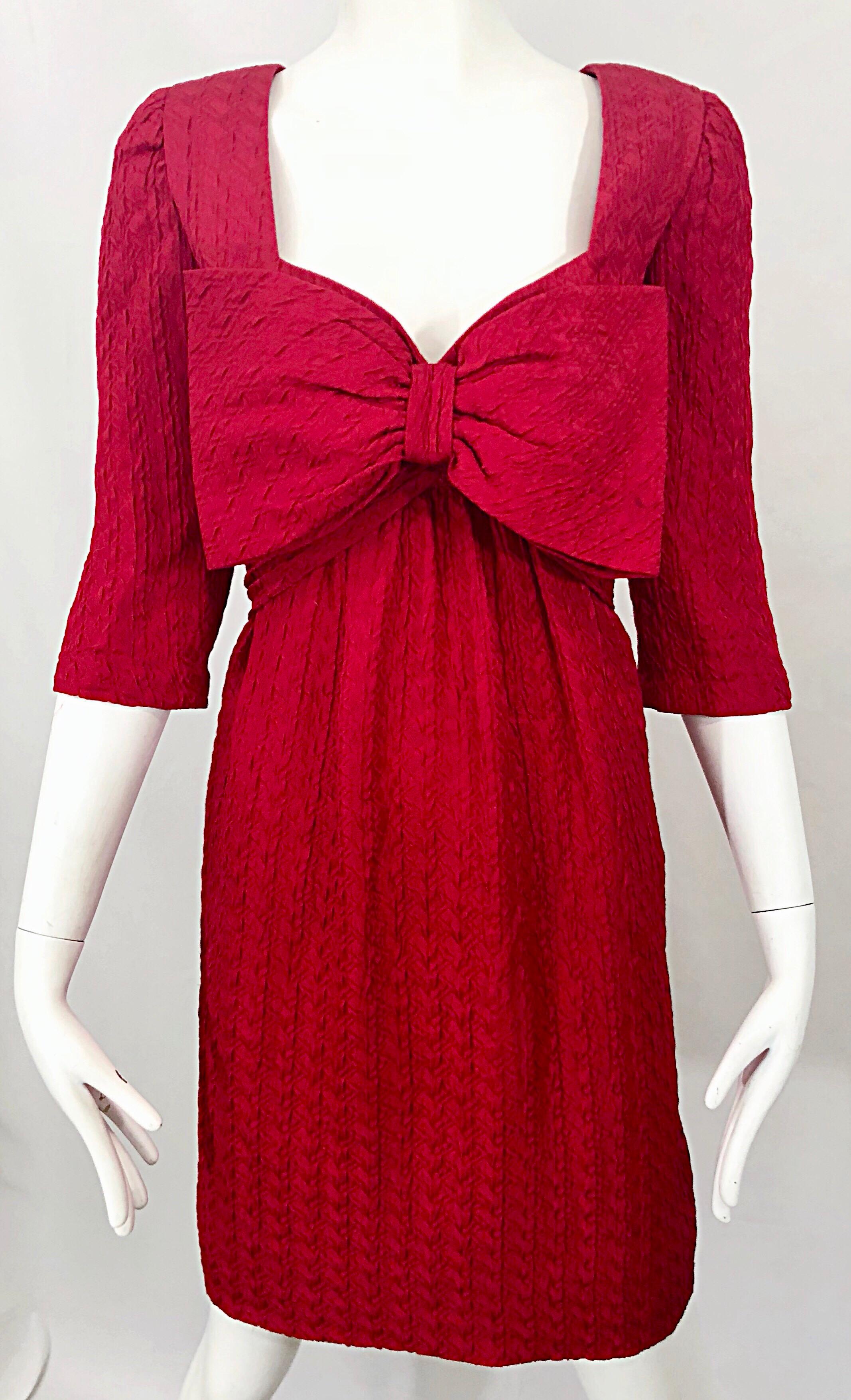 Vintage Oscar de la Renta Size 10 Lipstick Red Avant Garde Silk 3/4 Sleeve Dress For Sale 5