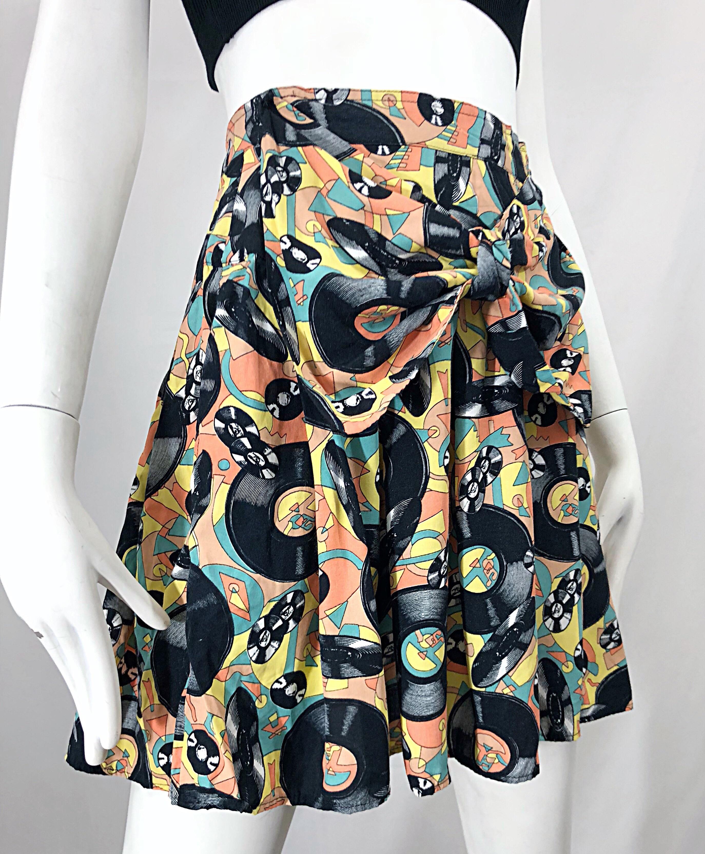 Awesome 1990s Novelty Record Music Print Vintage 90s High Waisted Mini Skirt For Sale 1