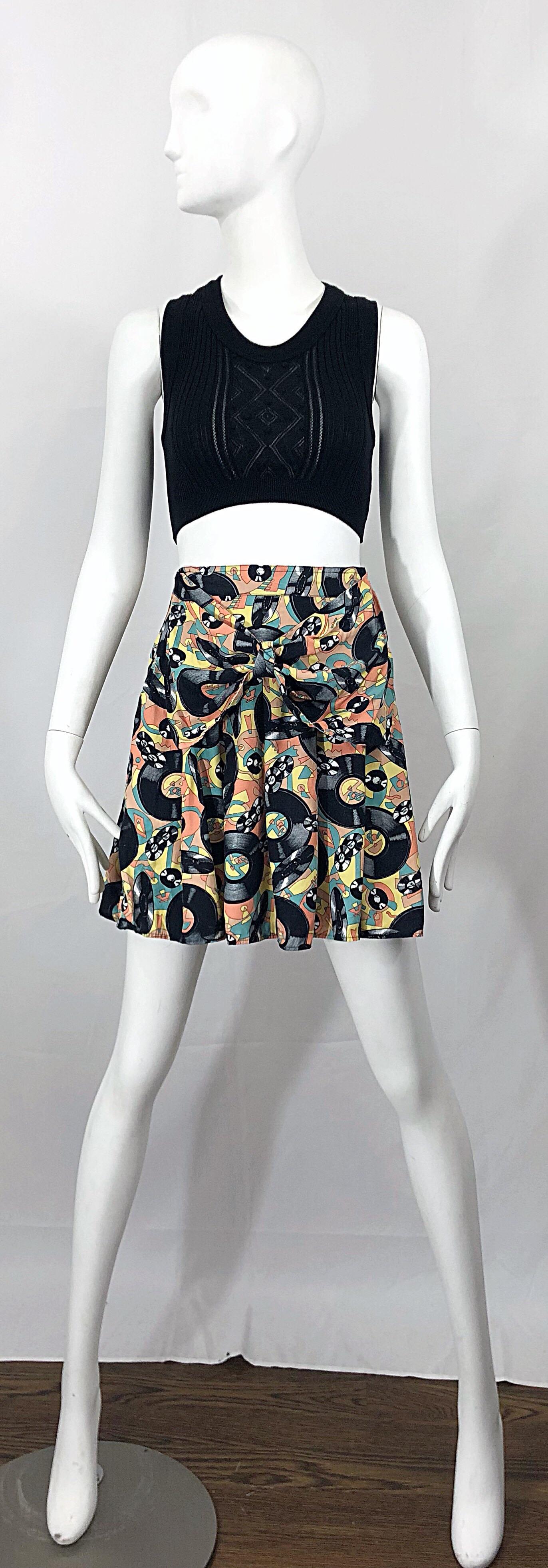 Awesome 1990s Novelty Record Music Print Vintage 90s High Waisted Mini Skirt For Sale 7