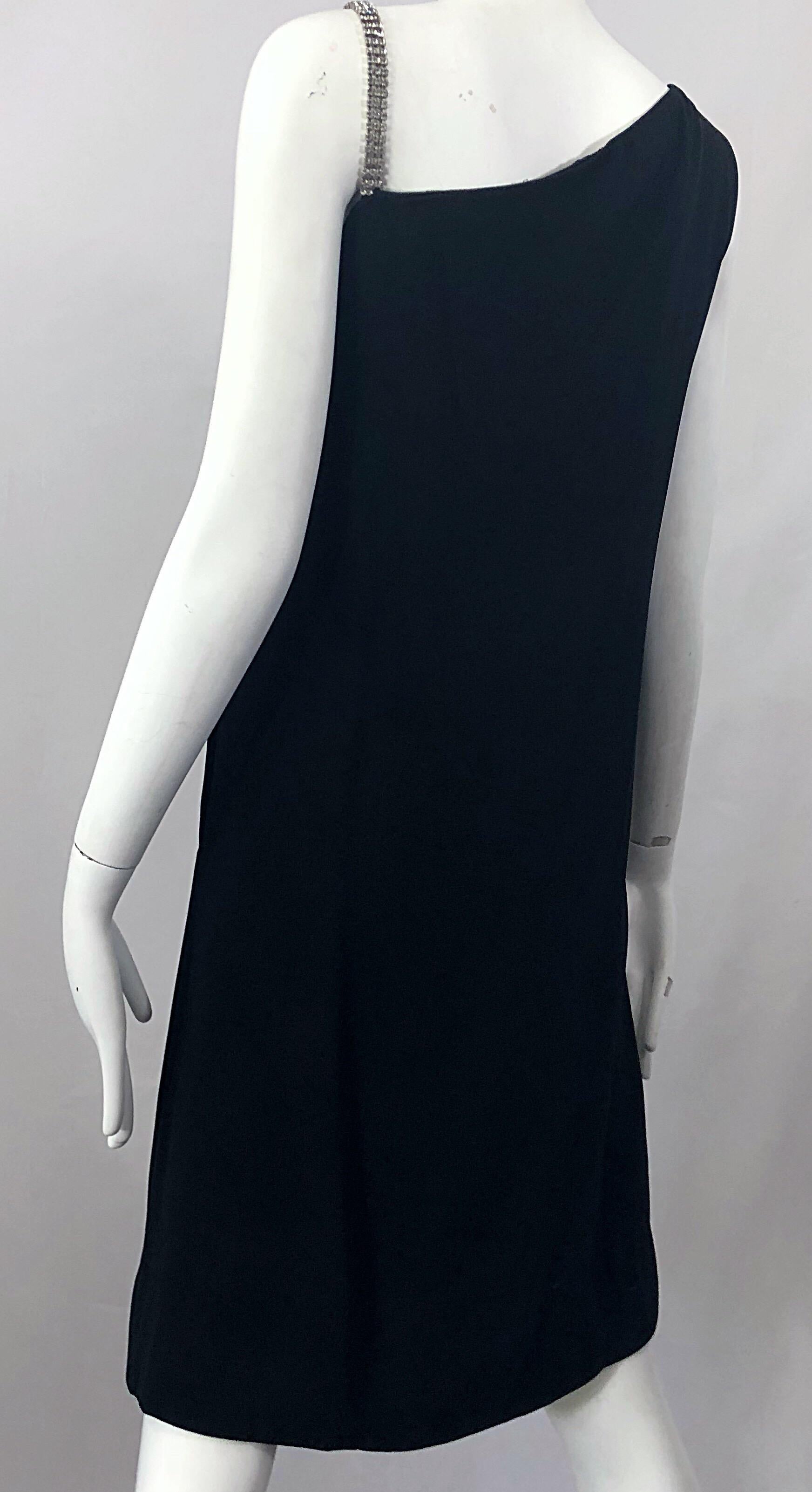 1960s Guy D. Plus Size 14 / 16 Demi Couture Black One Shoulder Cocktail Dress For Sale 4