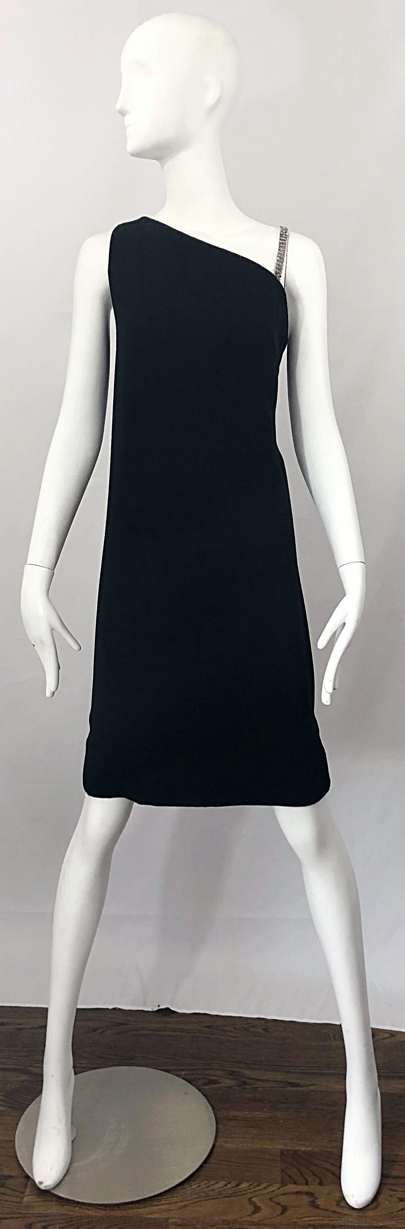 1960s Guy D. Plus Size 14 / 16 Demi Couture Black One Shoulder Cocktail Dress For Sale 8