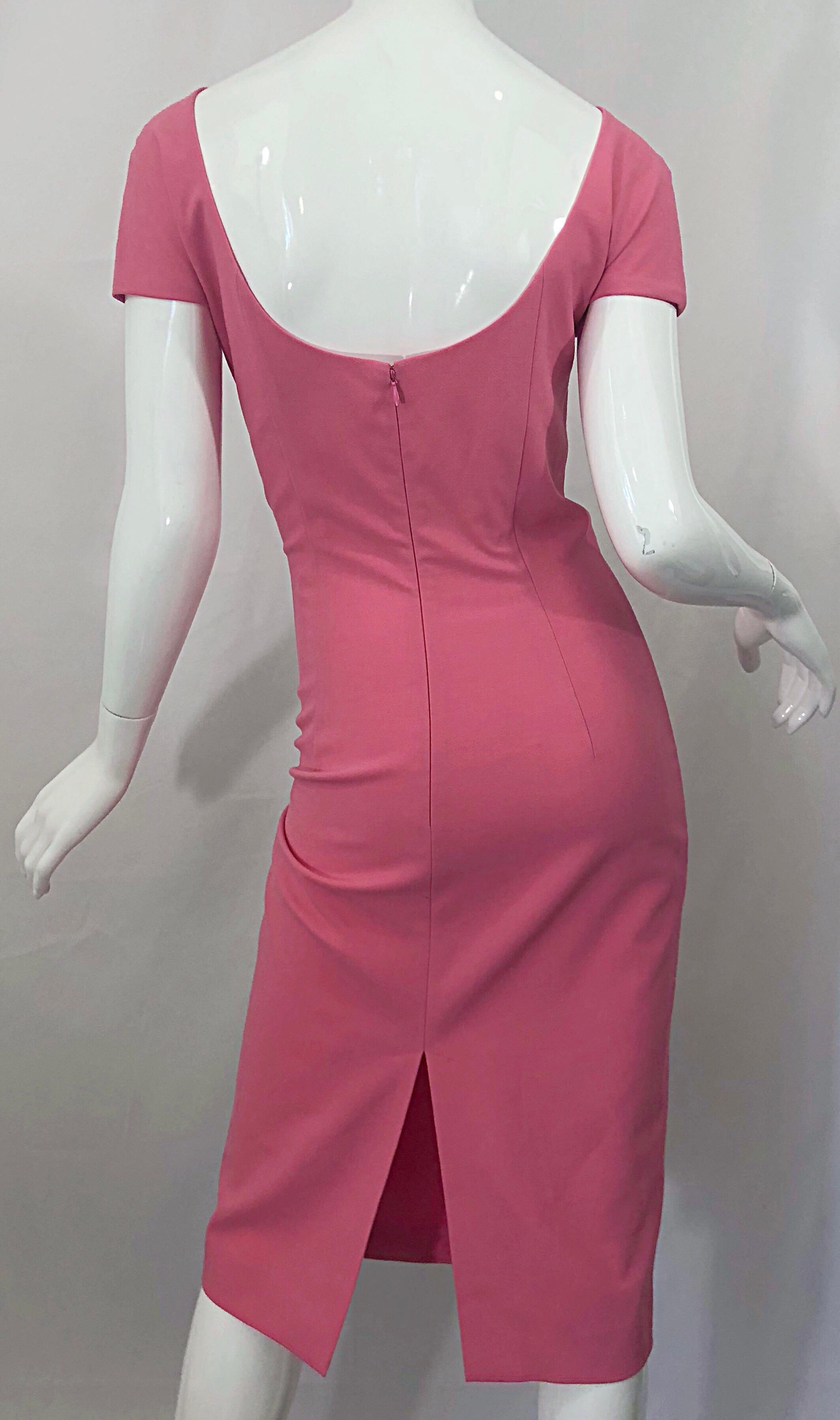 New Dsquared Size 10 - 12 / 46 Flattering Bubblegum Pink Short Sleeve Dress For Sale 1