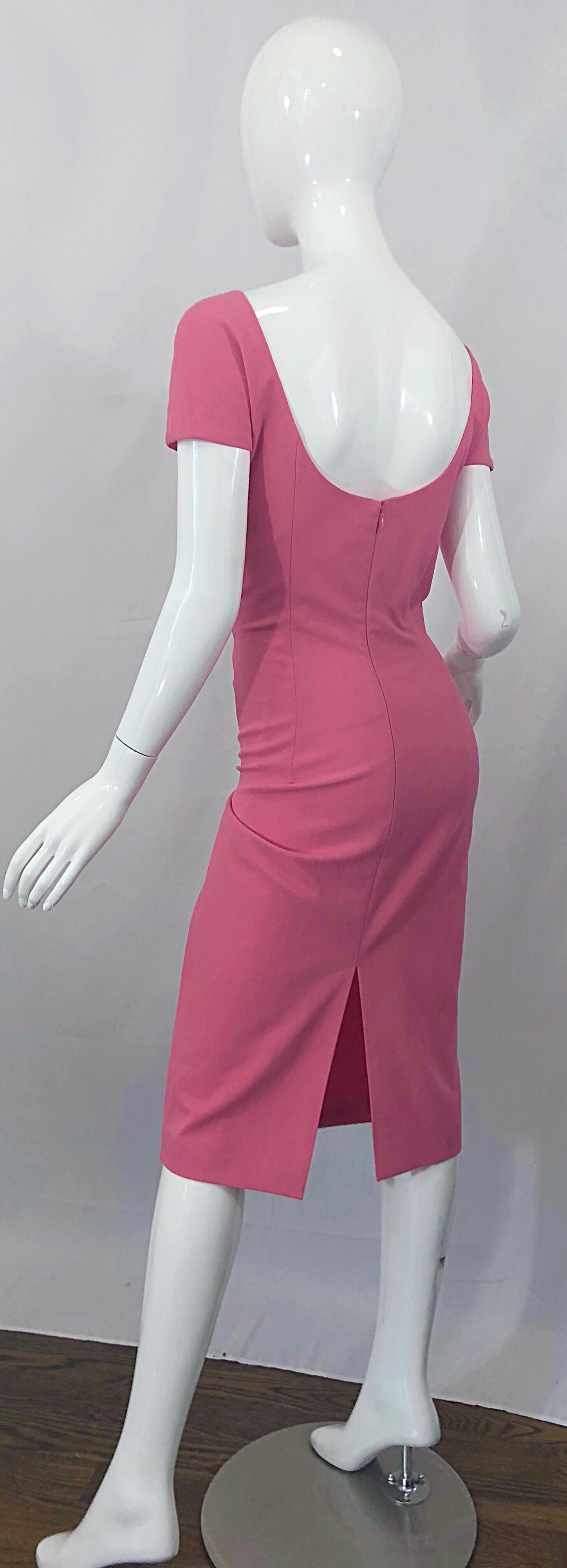 New Dsquared Size 10 - 12 / 46 Flattering Bubblegum Pink Short Sleeve Dress For Sale 3