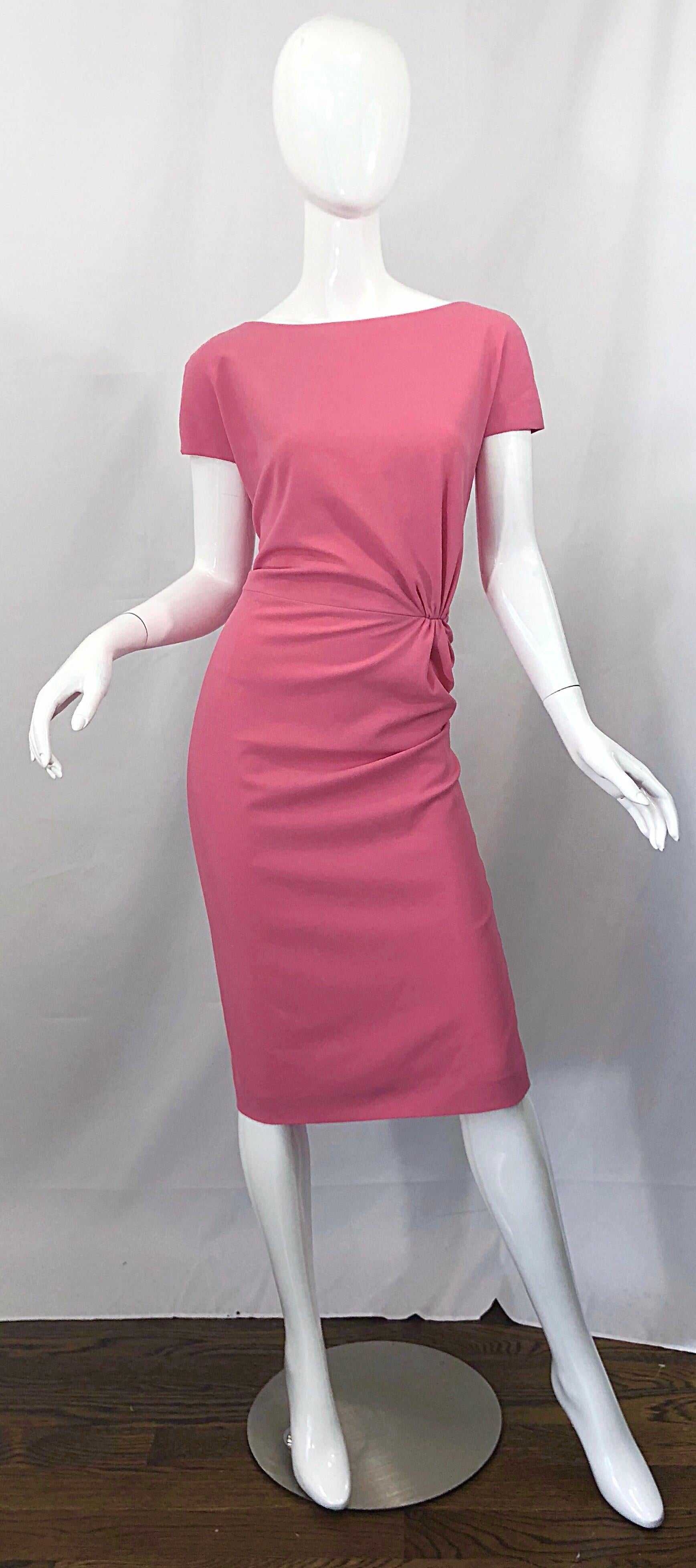 New Dsquared Size 10 - 12 / 46 Flattering Bubblegum Pink Short Sleeve Dress For Sale 4