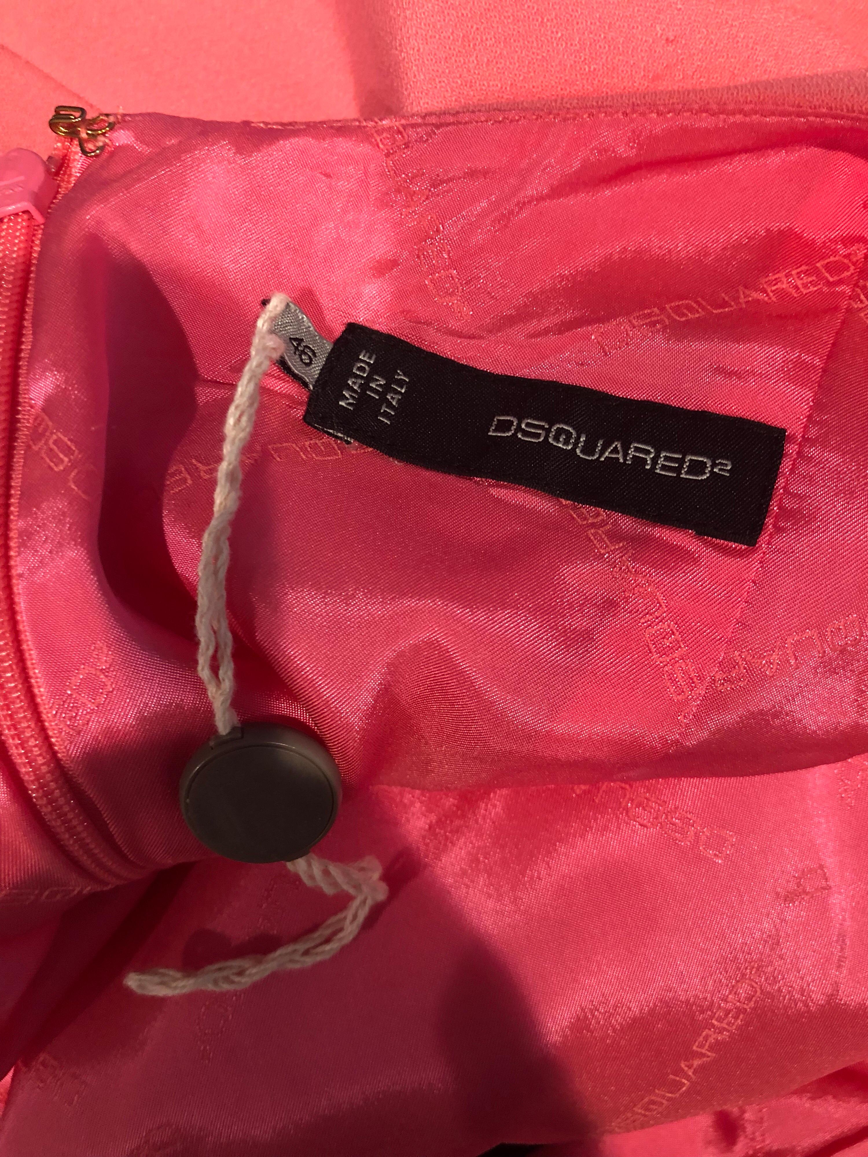 New Dsquared Size 10 - 12 / 46 Flattering Bubblegum Pink Short Sleeve Dress For Sale 5