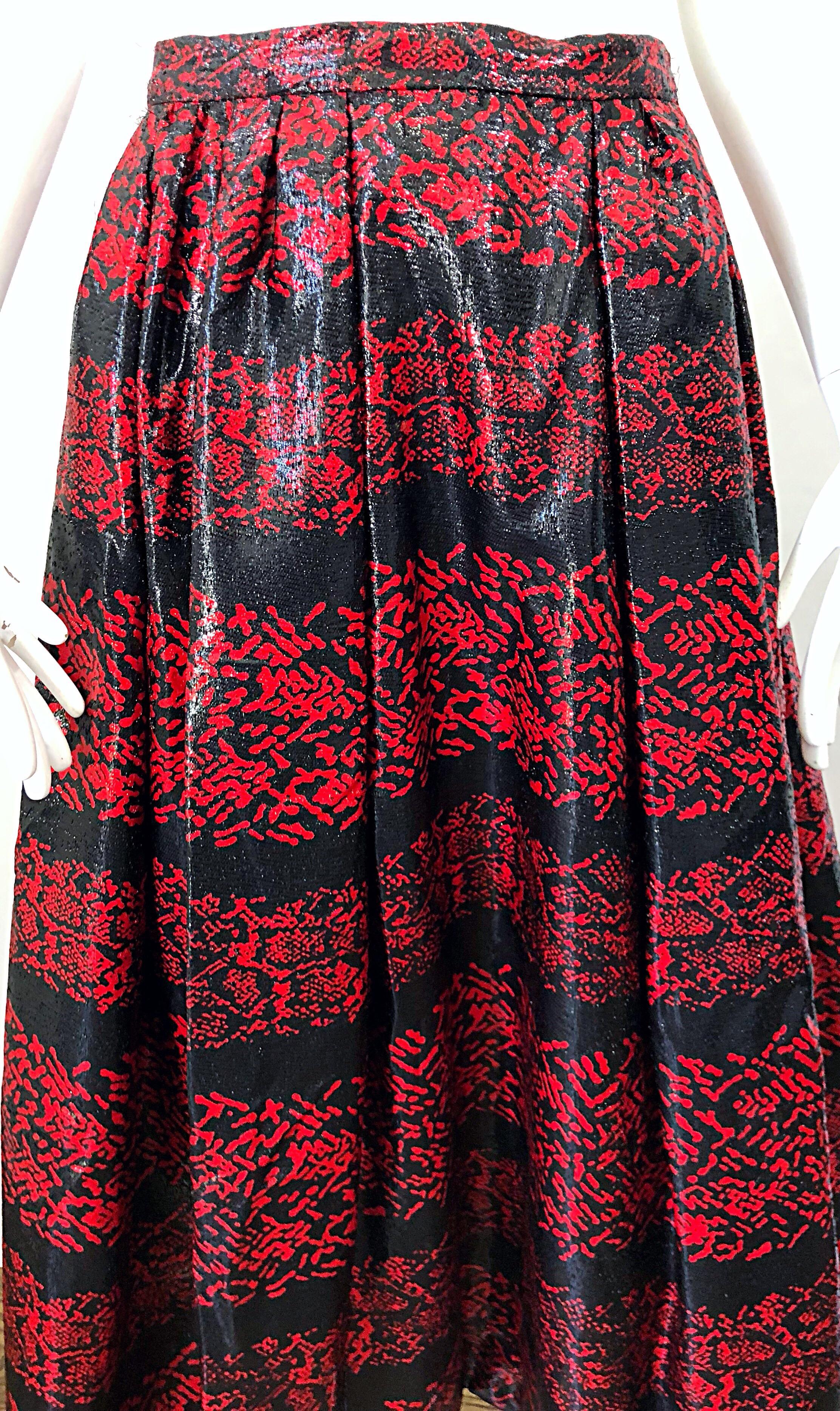 Women's Rare Vintage Tarquin Ebker Couture Red + Black Metallic Threaded Silk Midi Skirt For Sale
