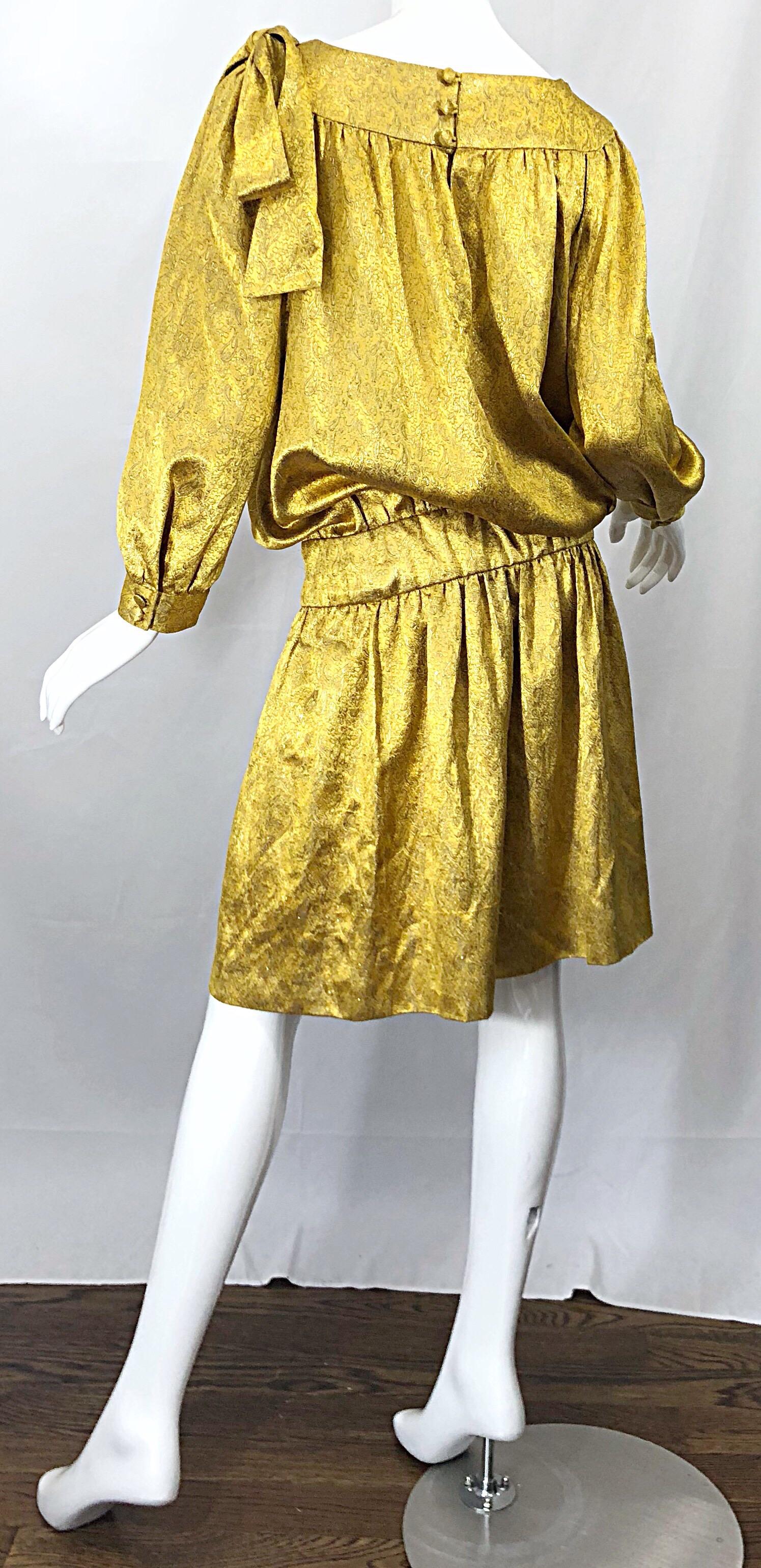 Vintage Brioni Yellow Gold Large Silk 1920s Style Drop Waist Dress Turban Sash In Excellent Condition In San Diego, CA