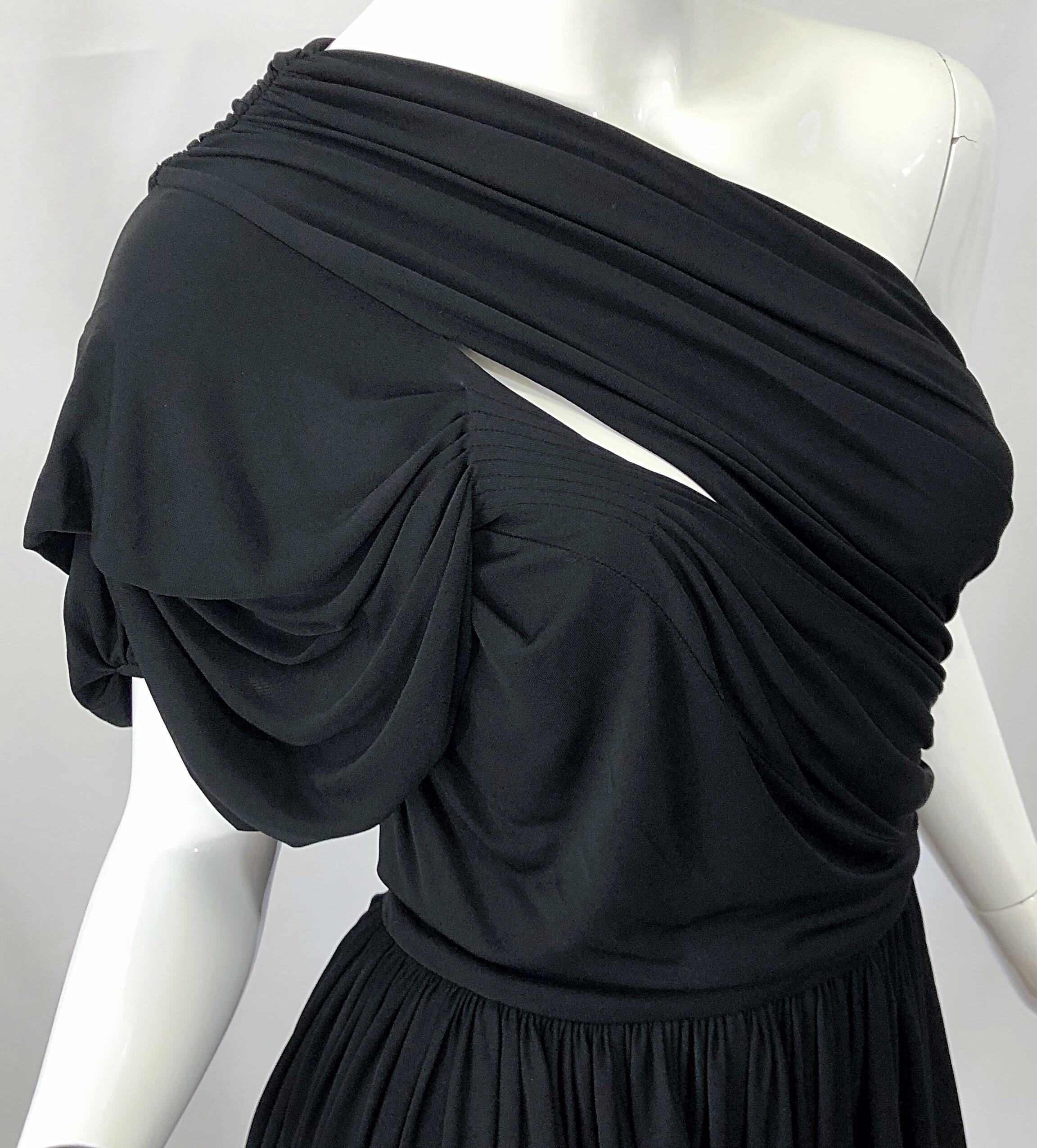 Women's John Galliano Sz 42 6 / 8 2000s Black One Shoulder Grecian Vintage Mini Dress For Sale