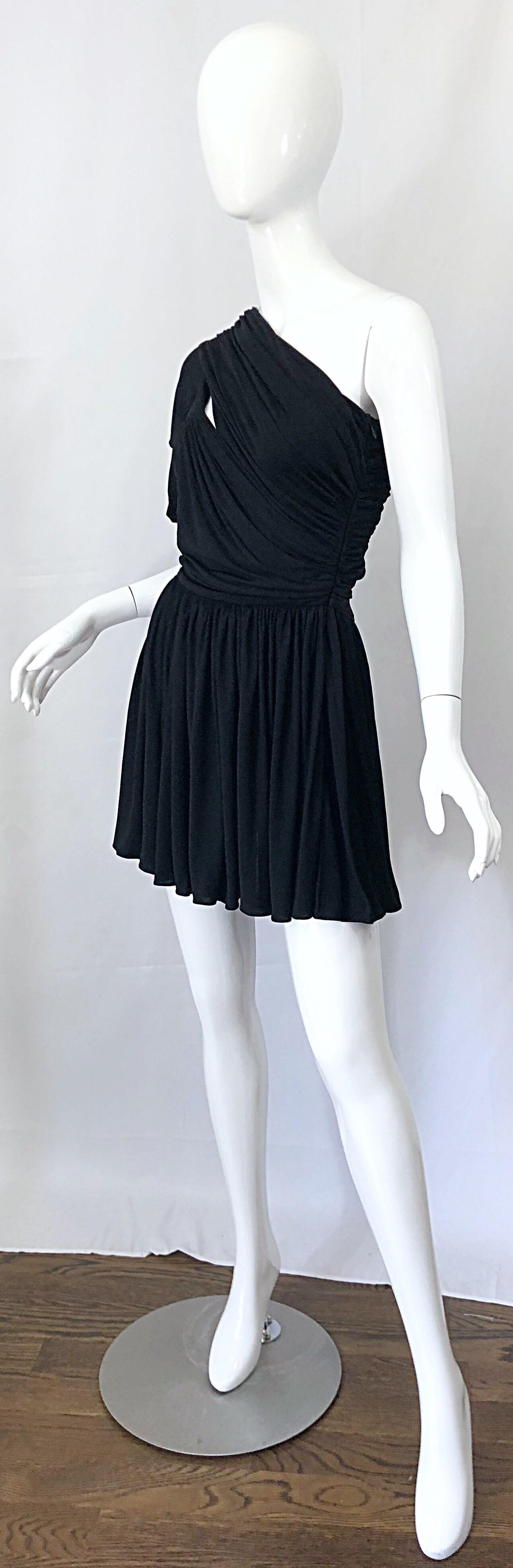John Galliano Sz 42 6 / 8 2000s Black One Shoulder Grecian Vintage Mini Dress For Sale 1