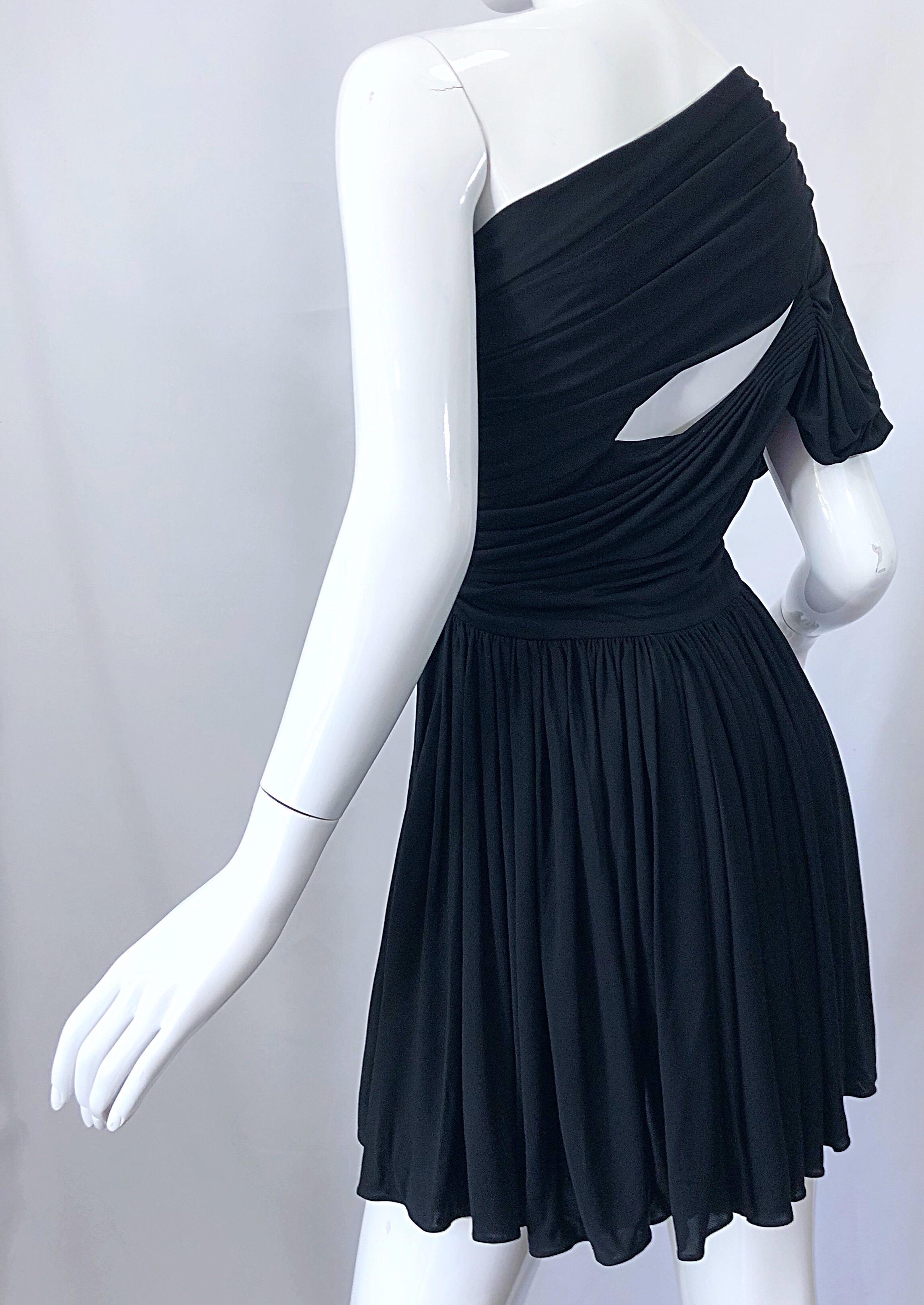 John Galliano Sz 42 6 / 8 2000s Black One Shoulder Grecian Vintage Mini Dress For Sale 3
