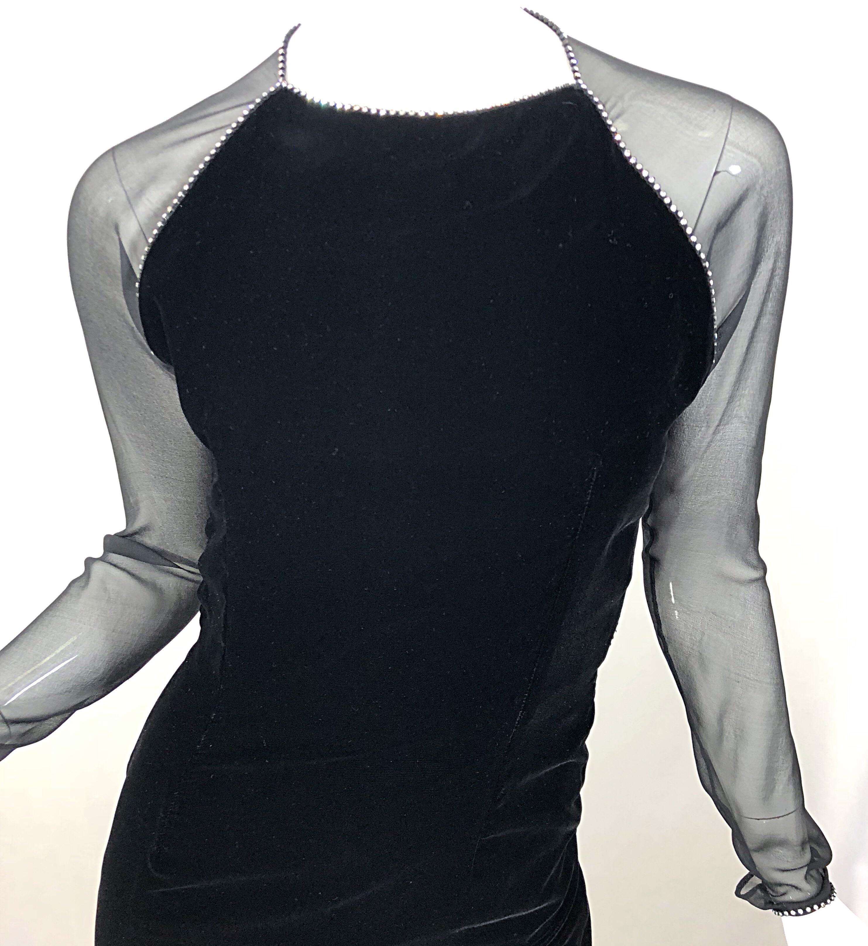 Vintage Oscar de la Renta Black Size 4 Silk Velvet 90s Rhinestone Open Back Gown For Sale 8