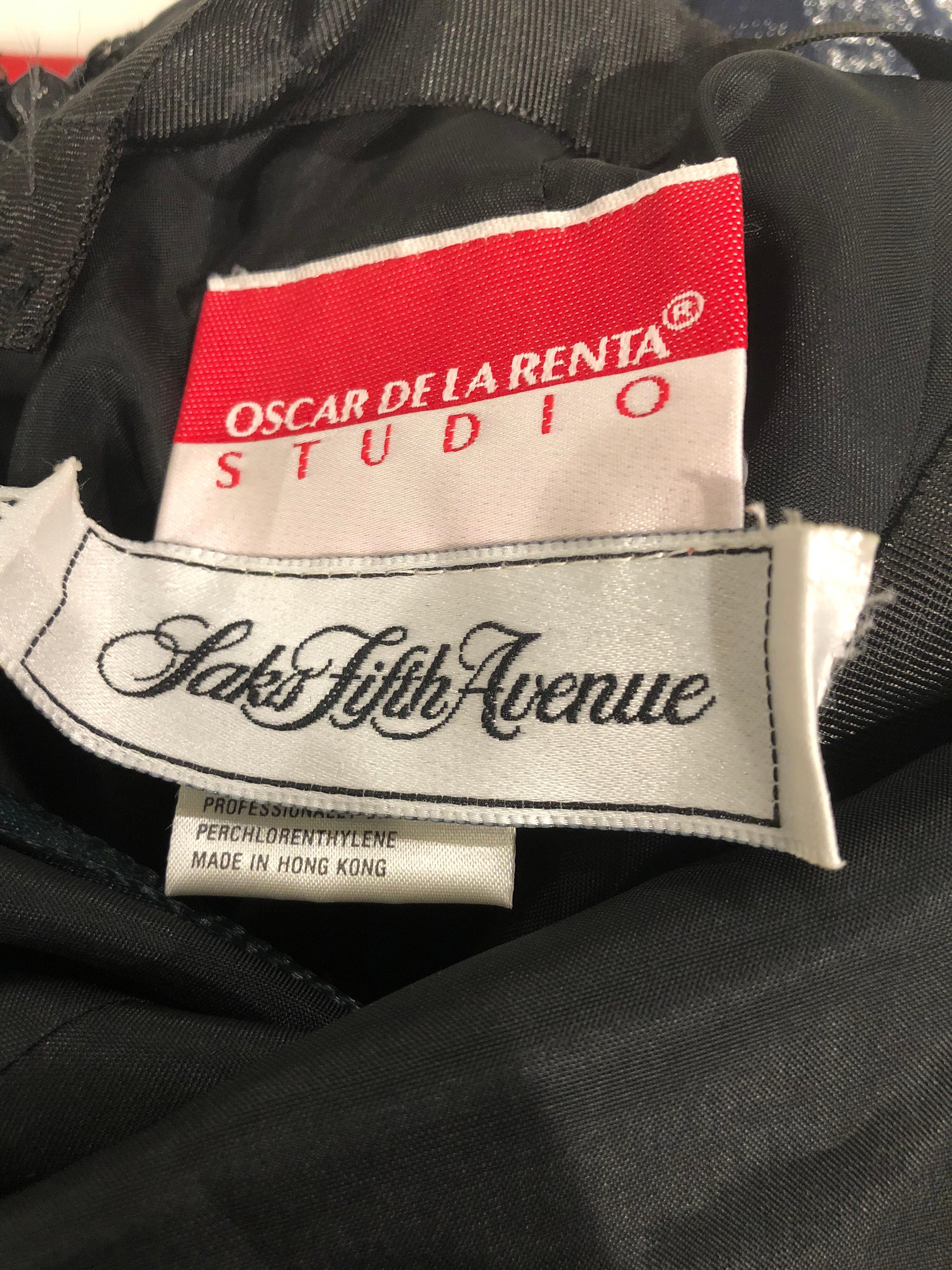 Vintage Oscar de la Renta Black Size 4 Silk Velvet 90s Rhinestone Open Back Gown For Sale 12