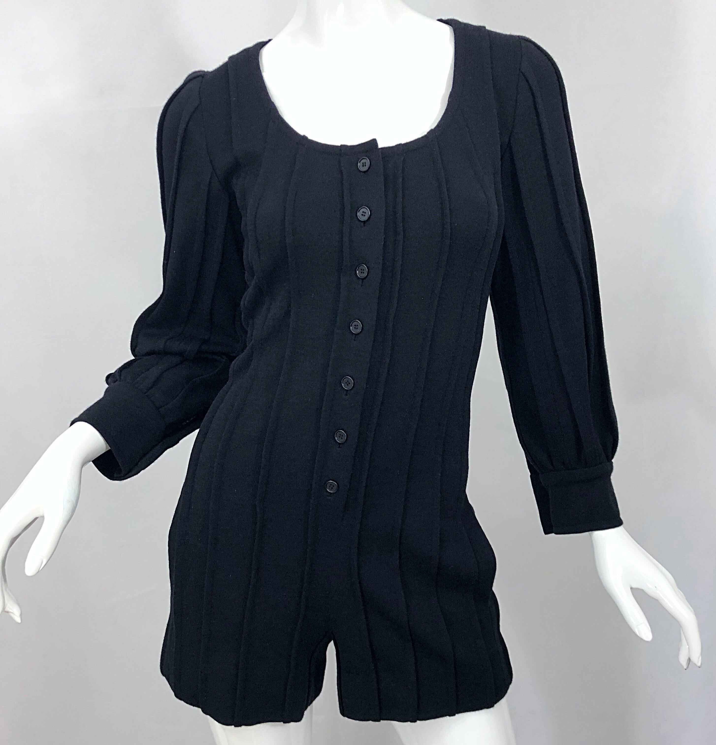 Combinaison jupe une pièce vintage Givenchy Haute Couture en laine noire à manches longues en vente 1